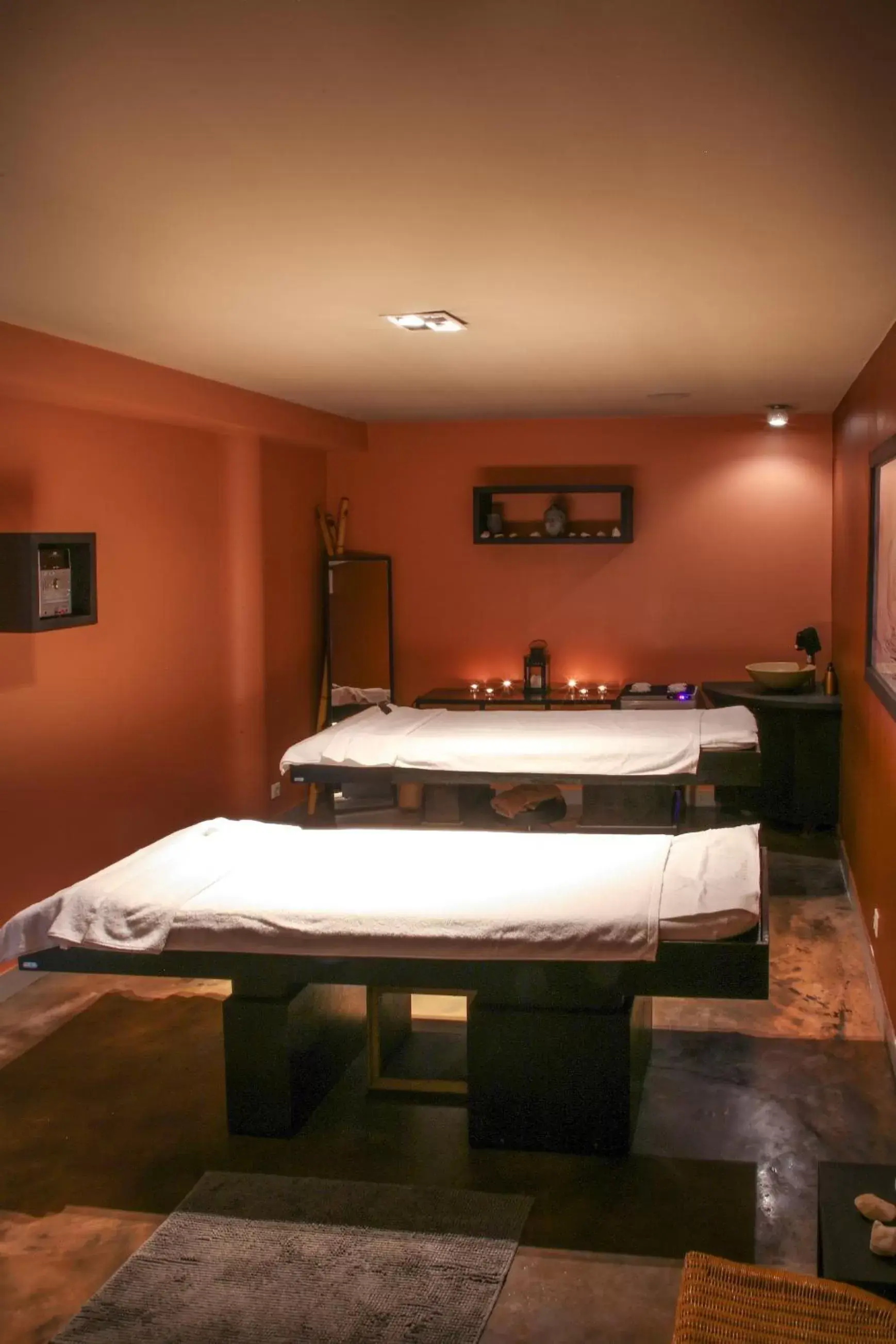 Spa and wellness centre/facilities, Bed in Hôtel Disini Montpellier Est, The Originals Relais (Relais du Silence)