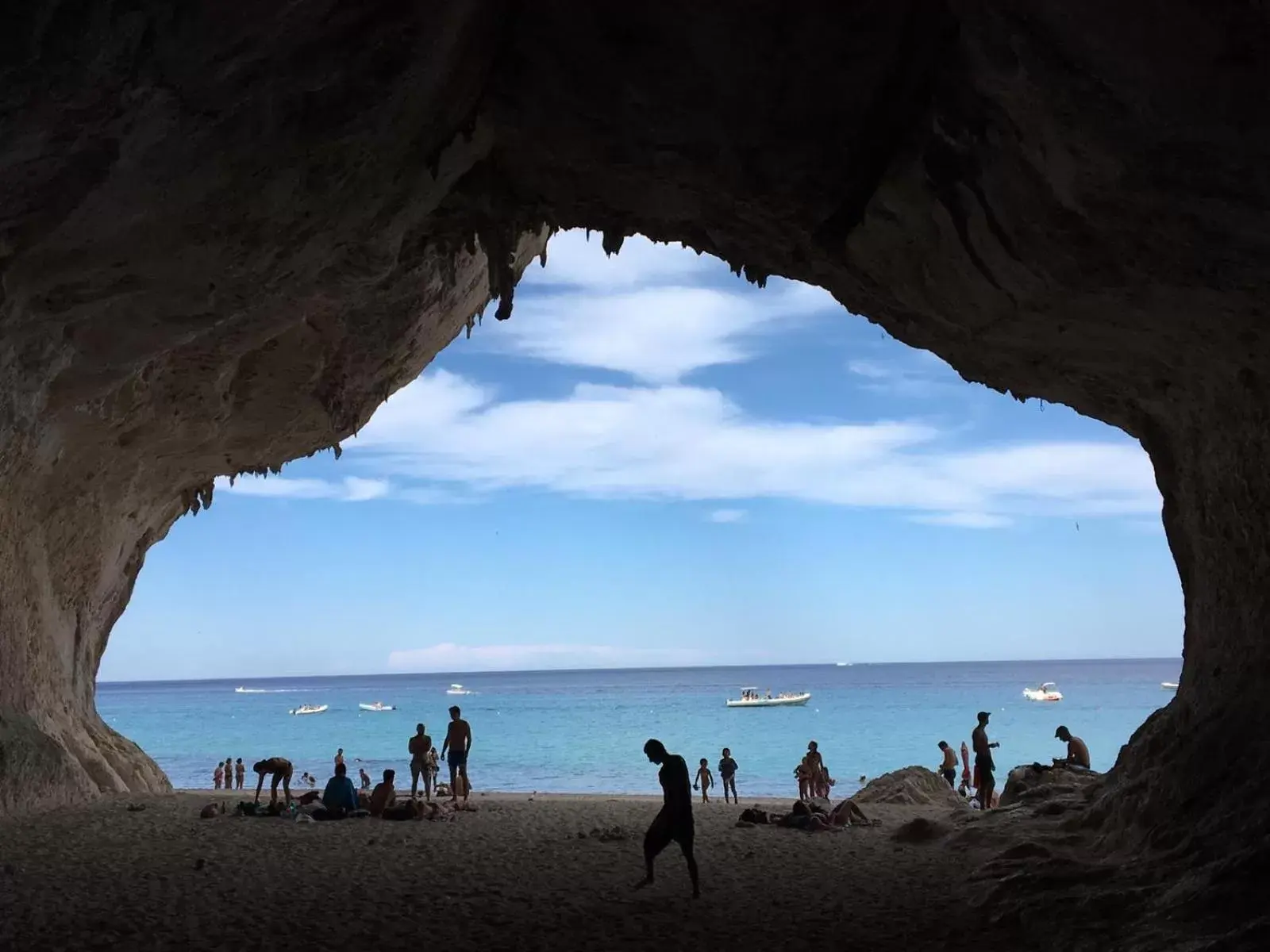 Beach in CAV Mameli