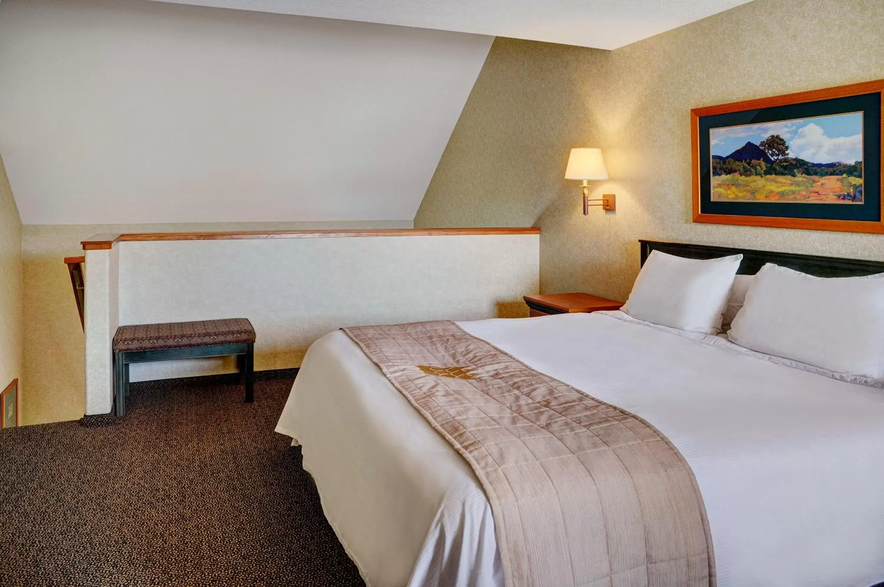 Loft Suite in Lakeview Inns & Suites - Hinton Loft Suite in Lakeview Inns & Suites - Hinton