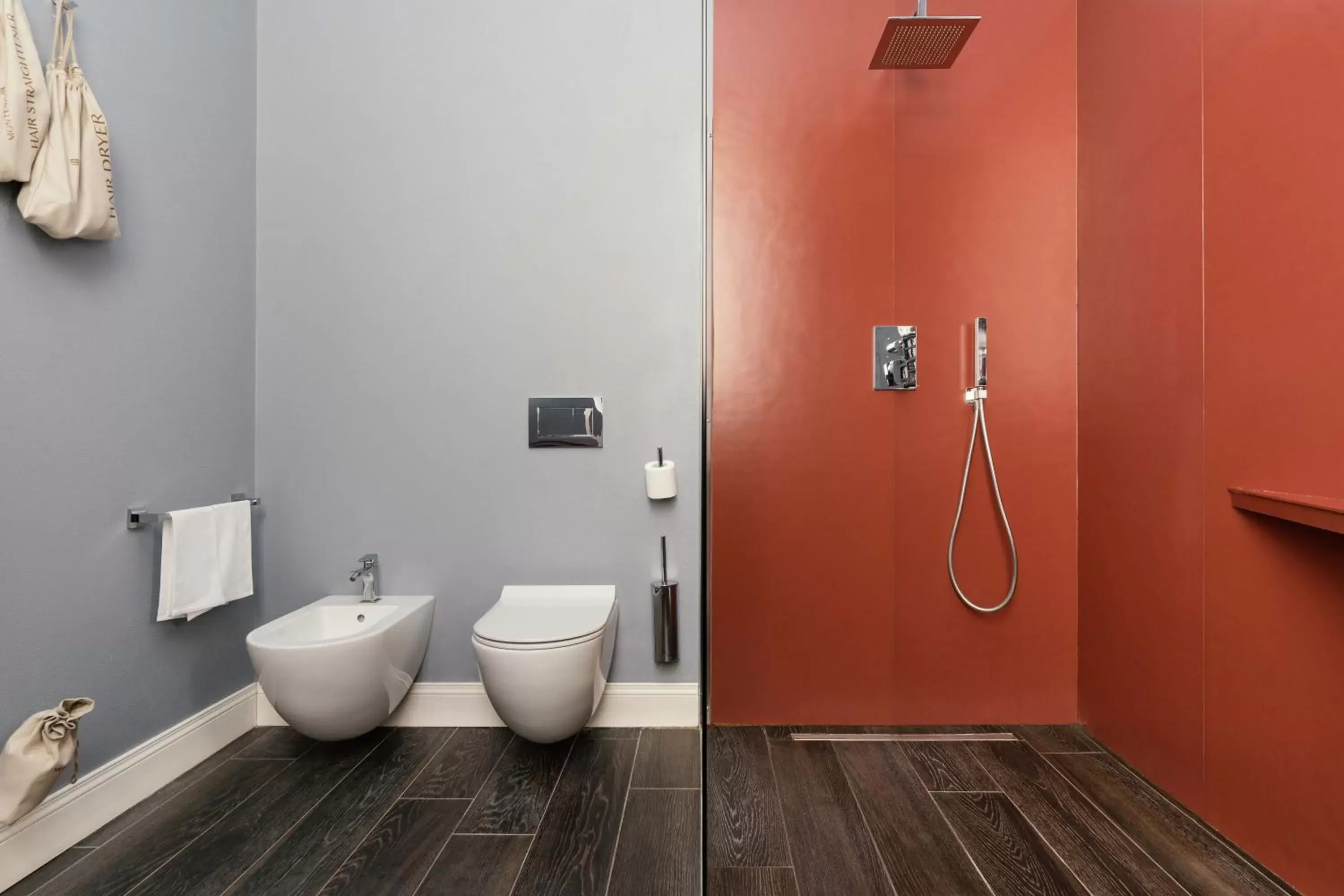 Bathroom in Montenapoleone Suites