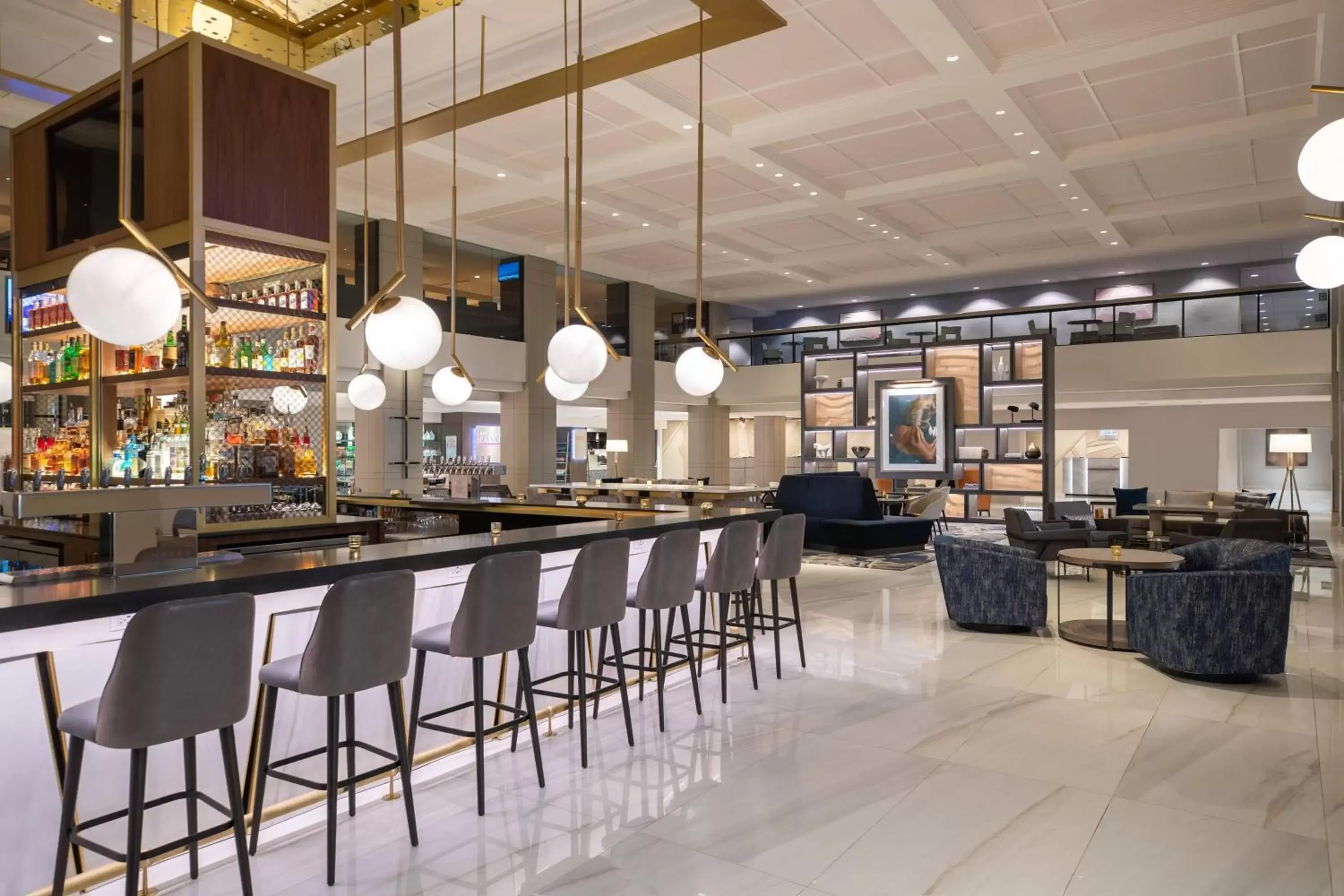 Property building, Lounge/Bar in Chicago Marriott Downtown Magnificent Mile