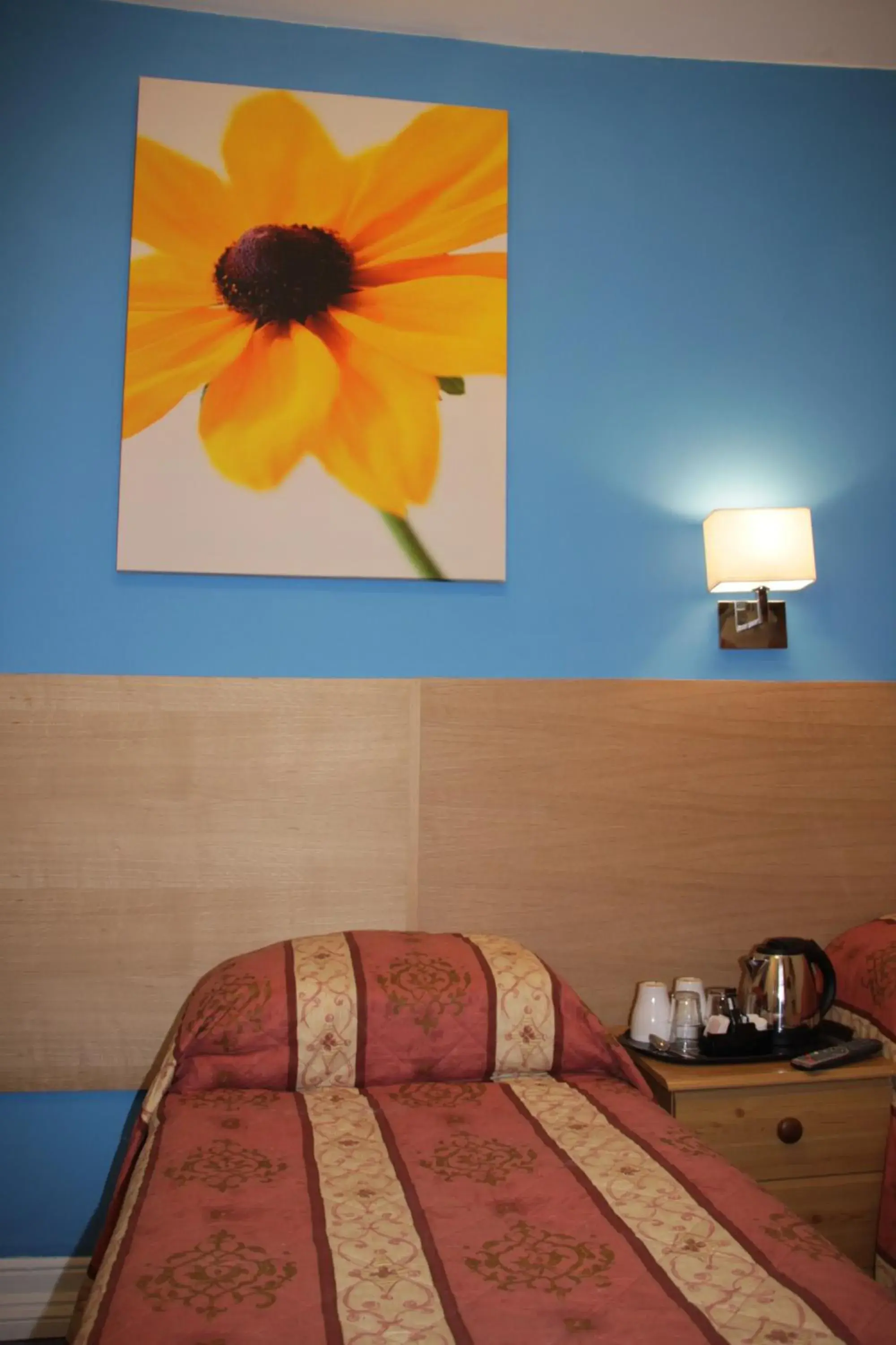 Bedroom, Bed in The Grapevine Hotel Bedroom, Bed in The Grapevine Hotel