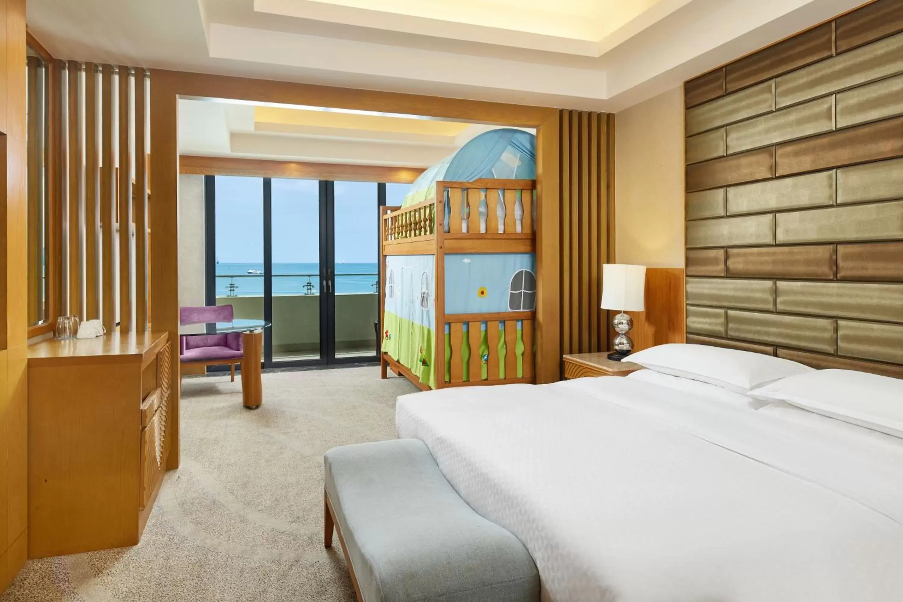 Photo of the whole room in Four Points by Sheraton Hainan, Sanya