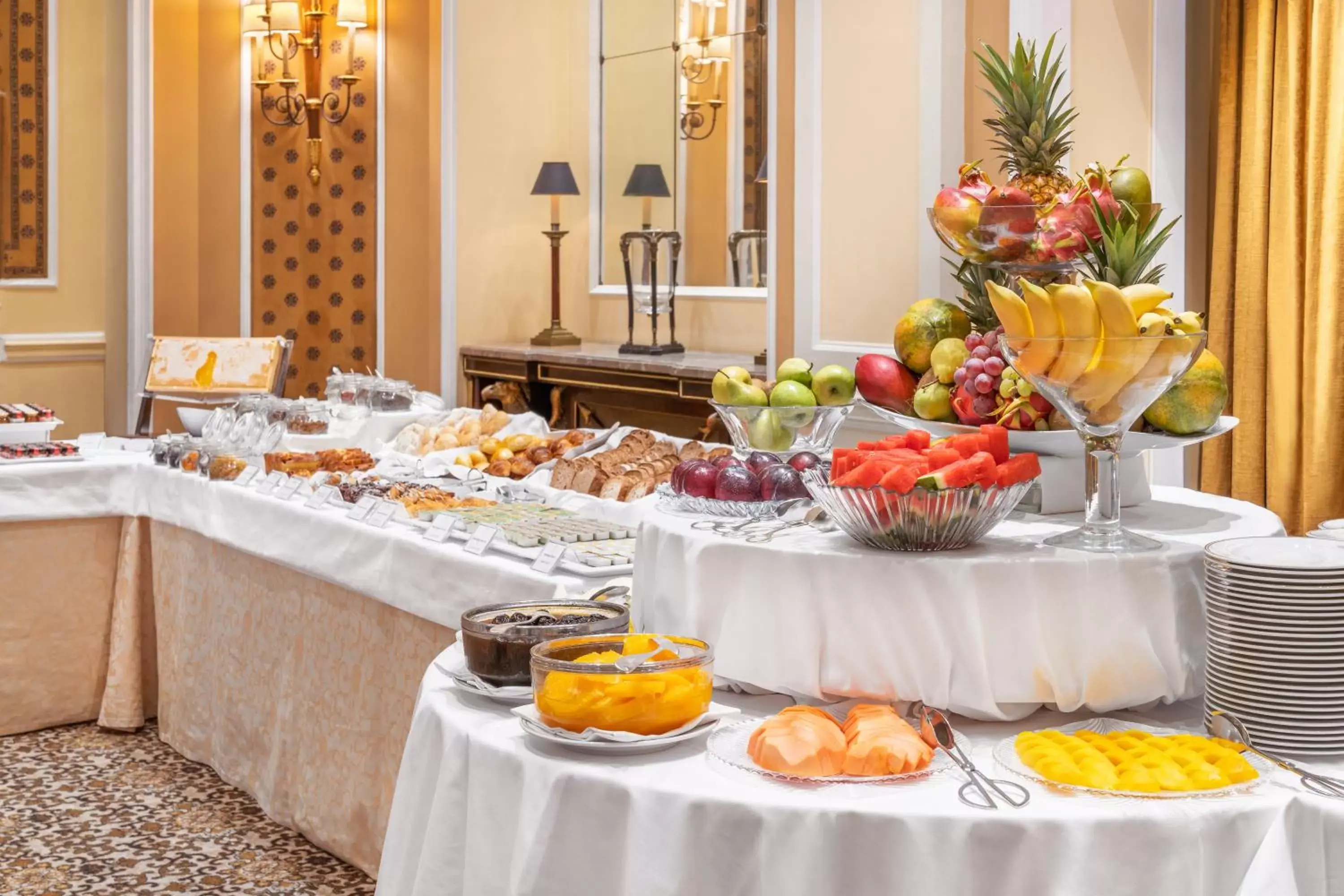 Breakfast, Food in Palácio Estoril Hotel, Golf & Wellness