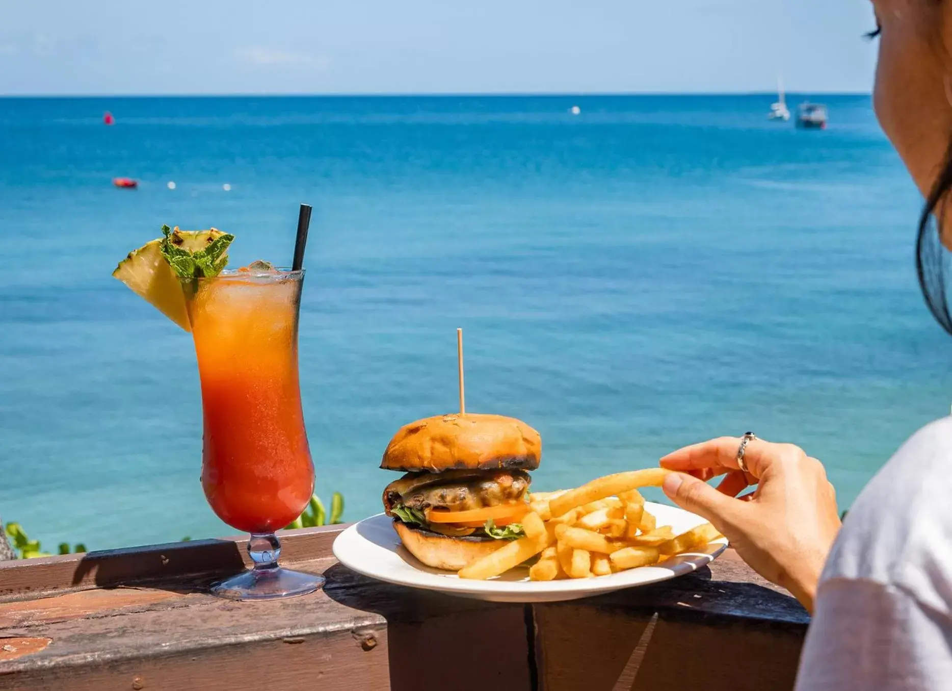 Food and drinks in Fitzroy Island Resort