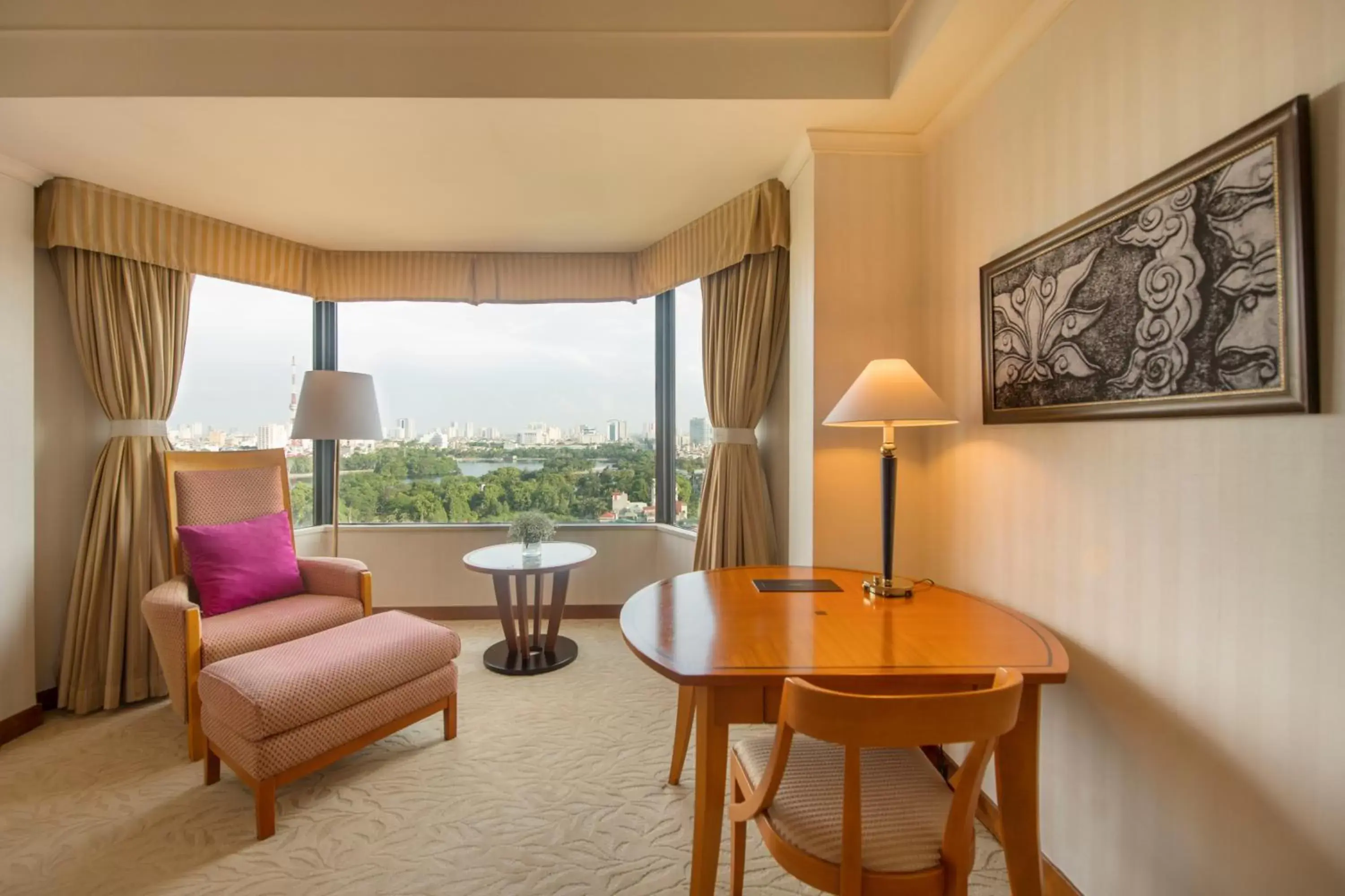 City view, Seating Area in Hôtel du Parc Hanoï