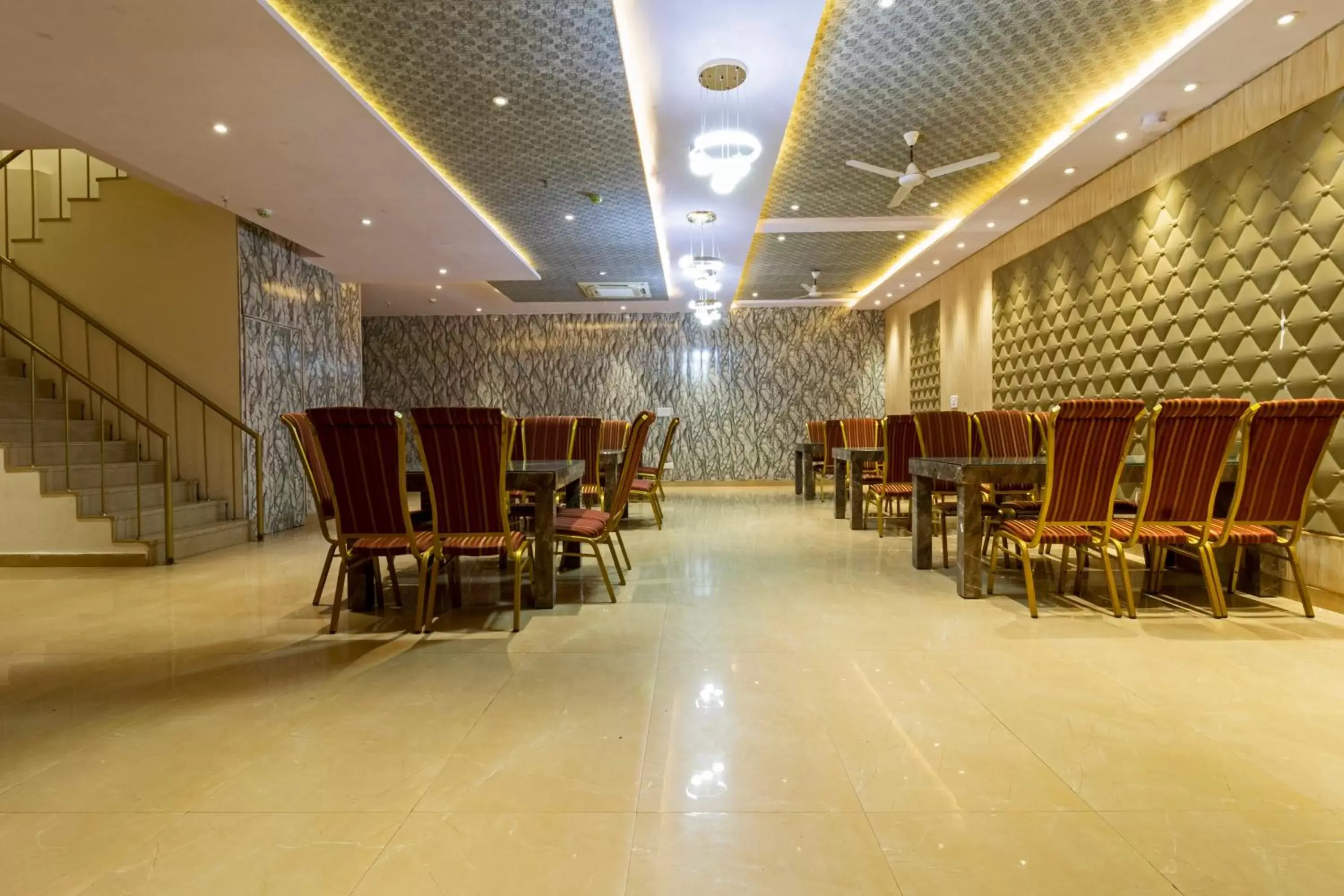 Restaurant/places to eat in Hotel Tripple Tree - Karol Bagh Restaurant/places to eat in Hotel Tripple Tree - Karol Bagh