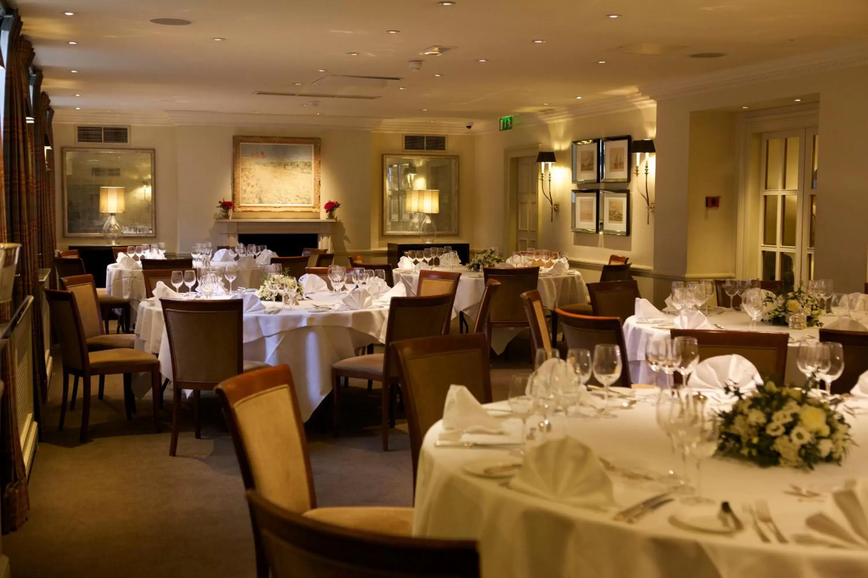 Banquet/Function facilities, Restaurant/Places to Eat in Durrants Hotel