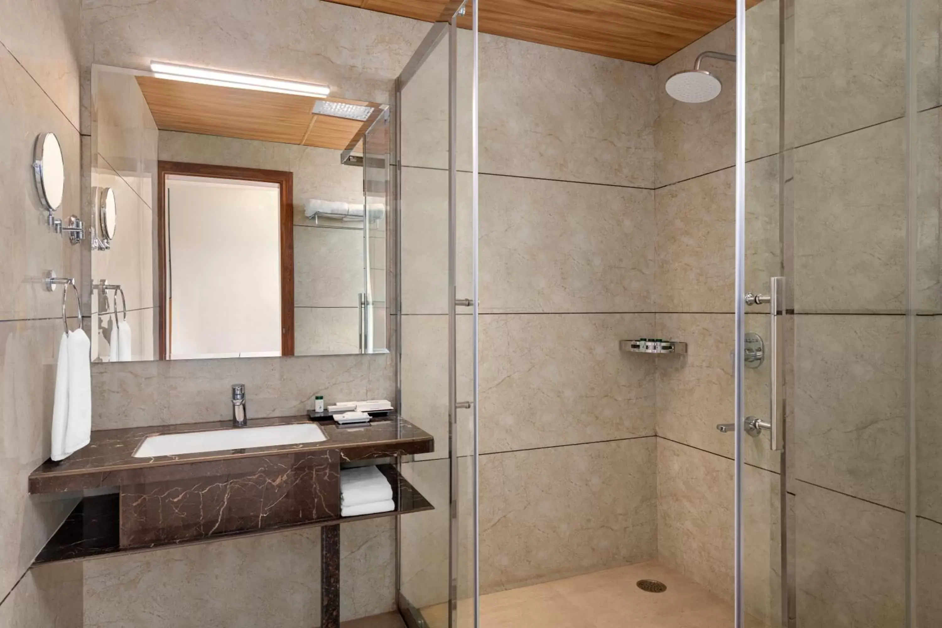 Bathroom in Howard Johnson by Wyndham Udaipur Roop Nagar