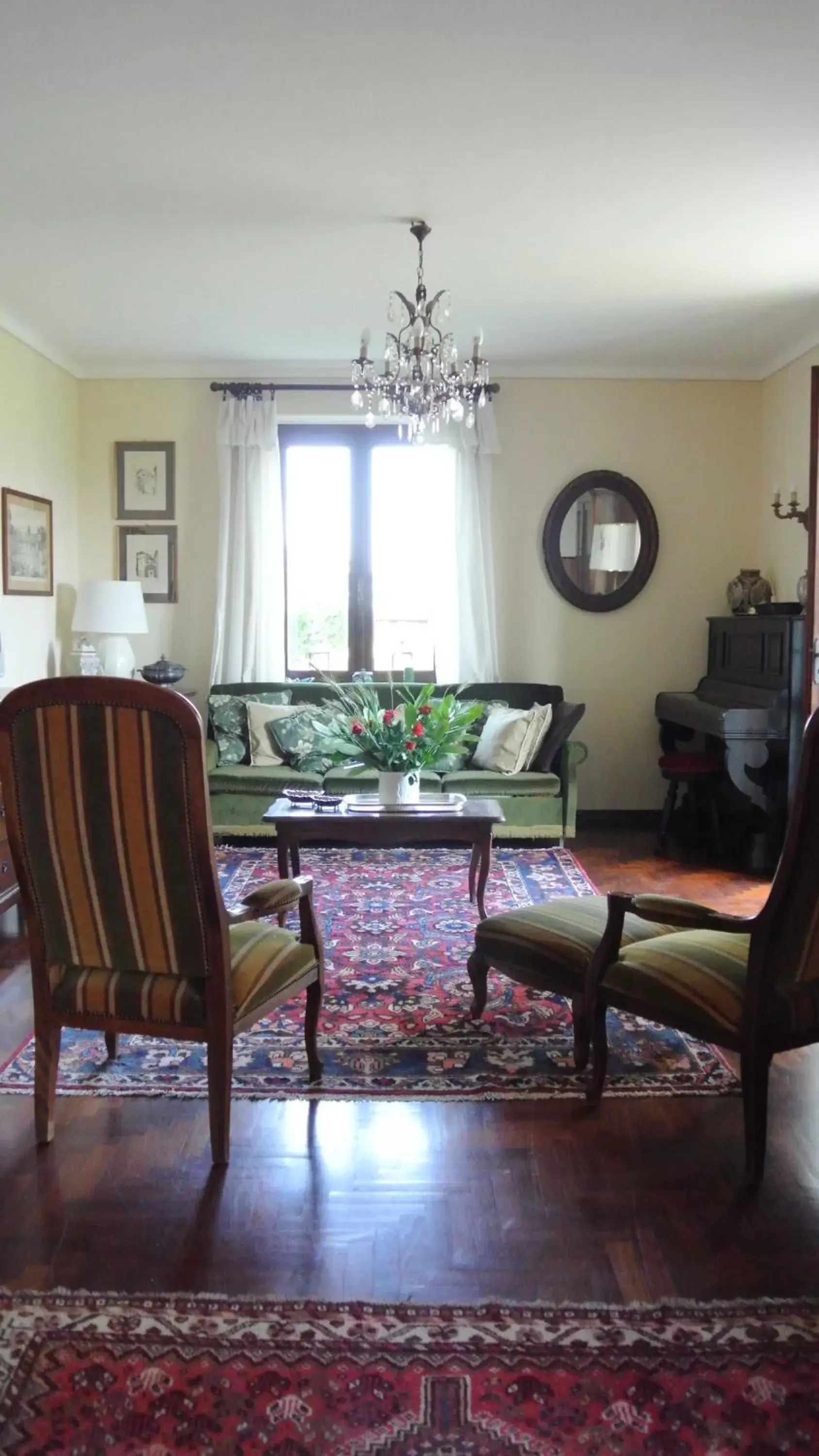 Seating Area in VILLA LE ROSE