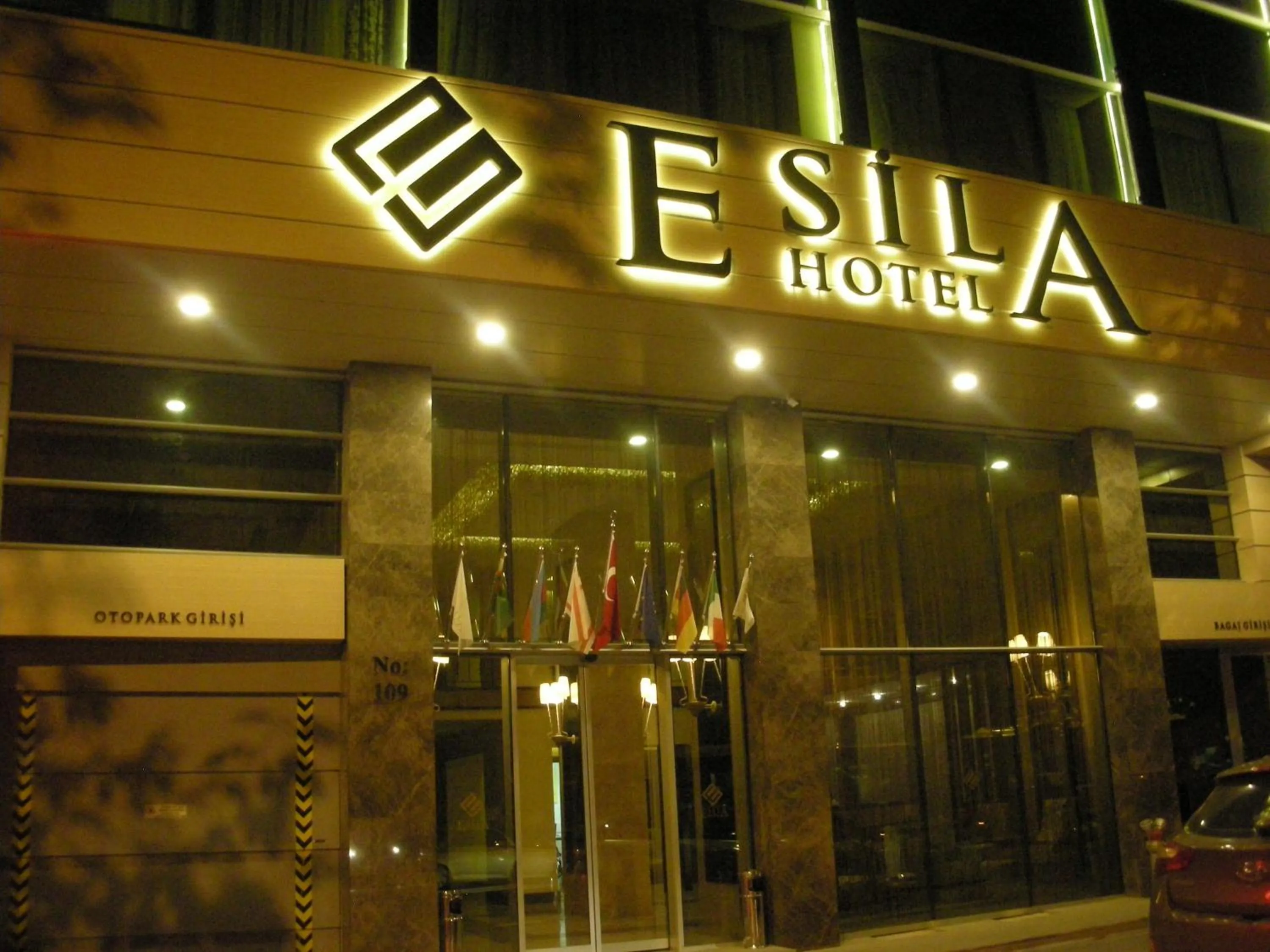 Facade/entrance in Esila Hotel