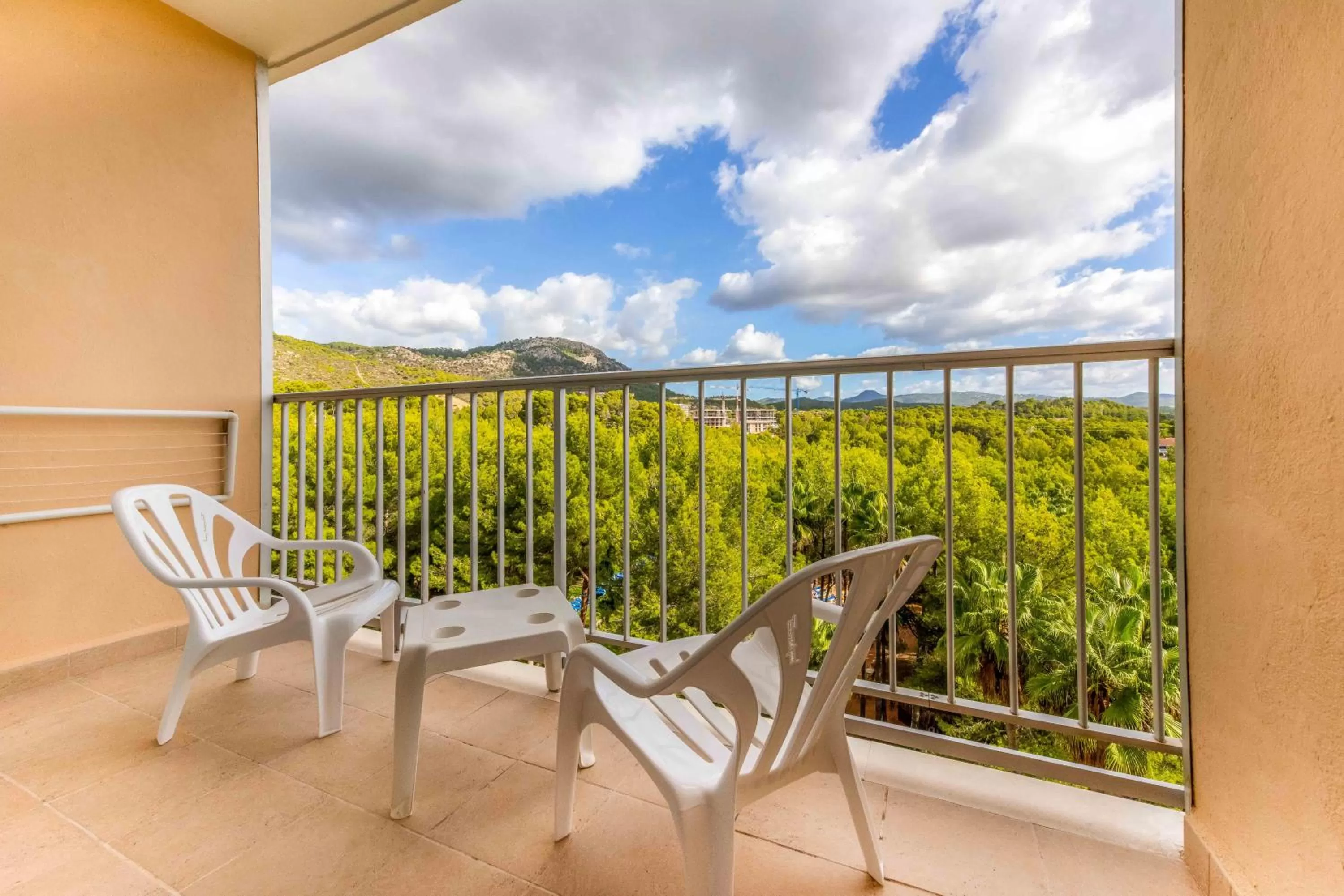 Balcony/Terrace in Valentin Grand Park Suite Hotel