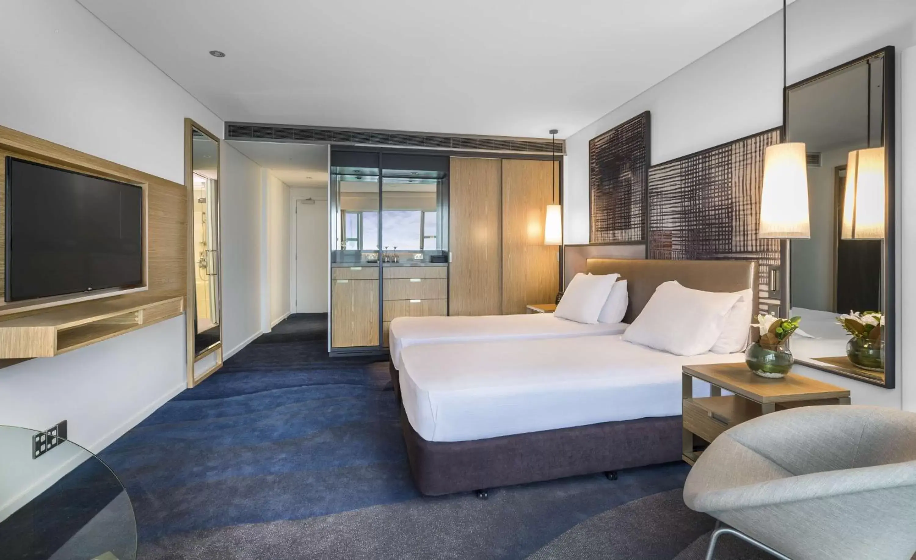 Bed, TV/Entertainment Center in Hilton Auckland