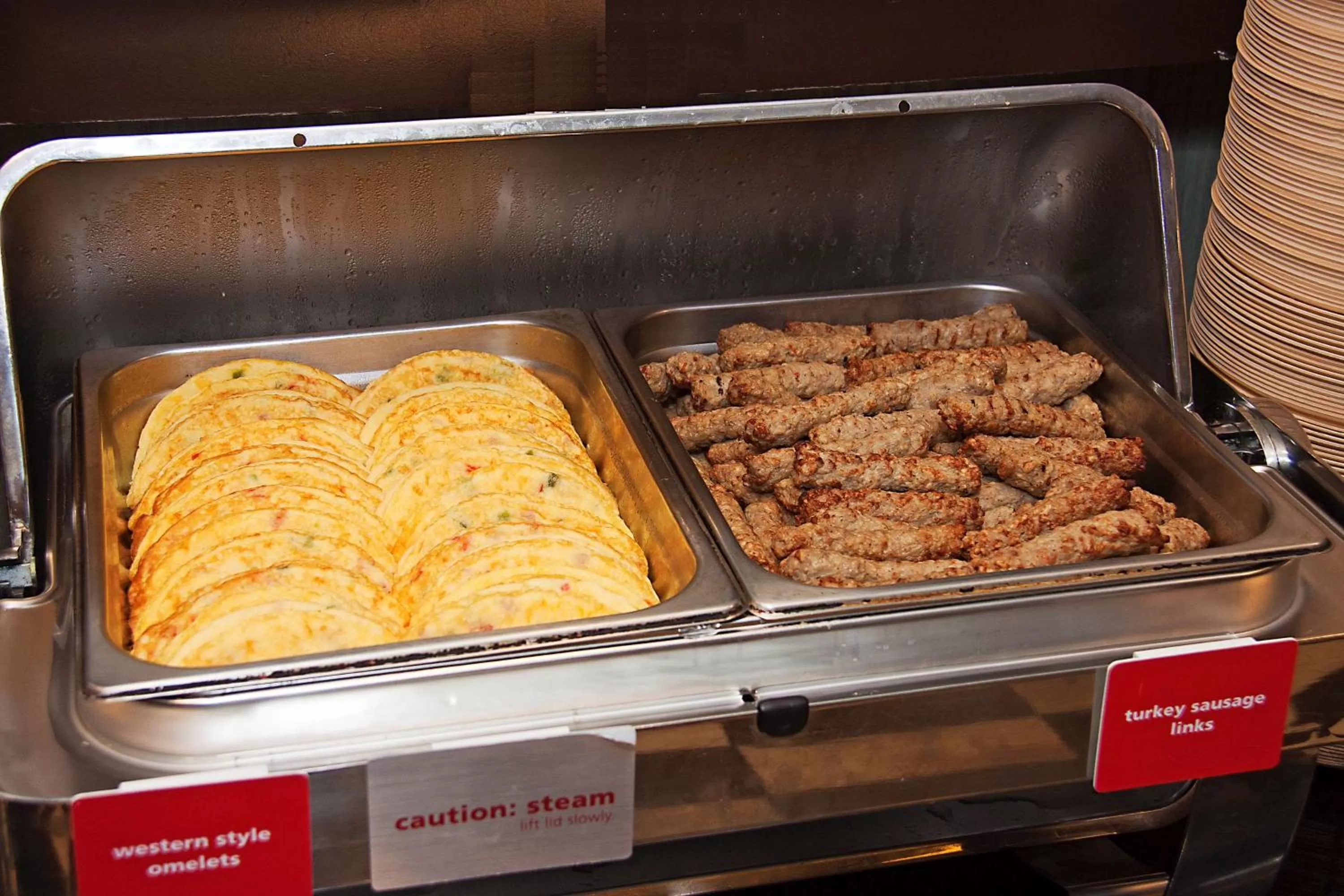 Dining area in Hampton Inn Goldsboro