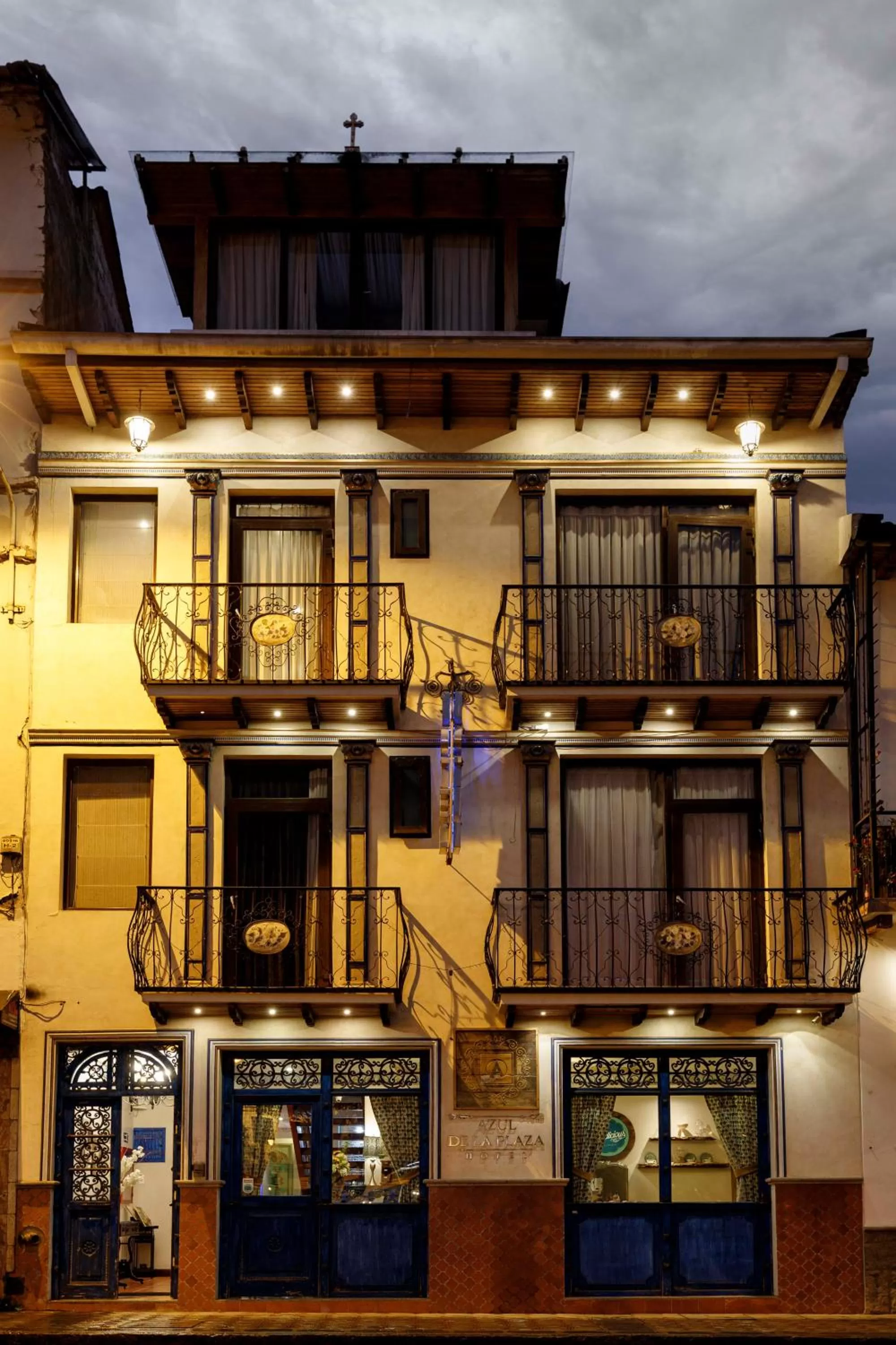 Facade/entrance in Hotel Azul de la Plaza by Chat Noir