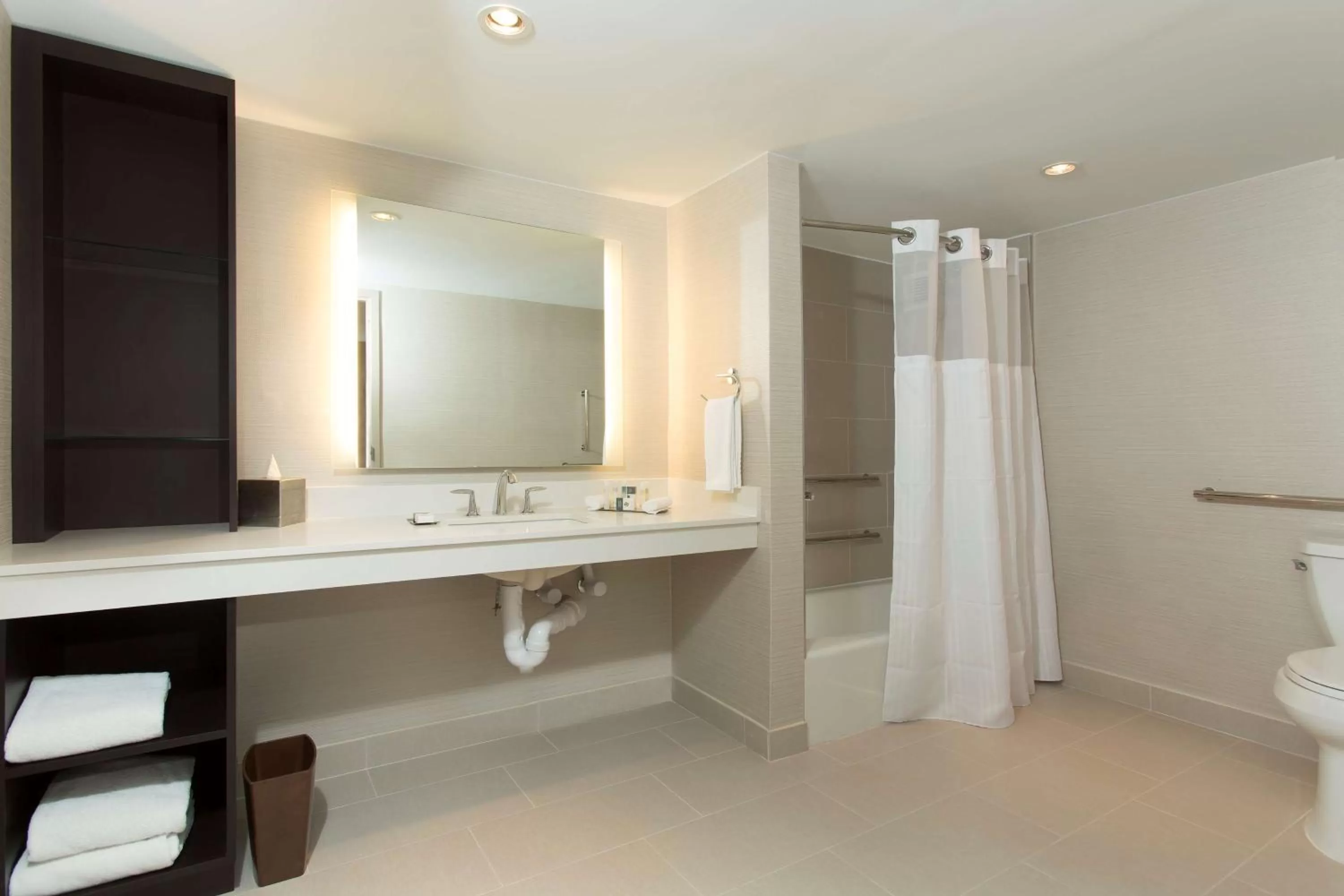 Bathroom in DoubleTree by Hilton Hotel Deerfield Beach Boca Raton
