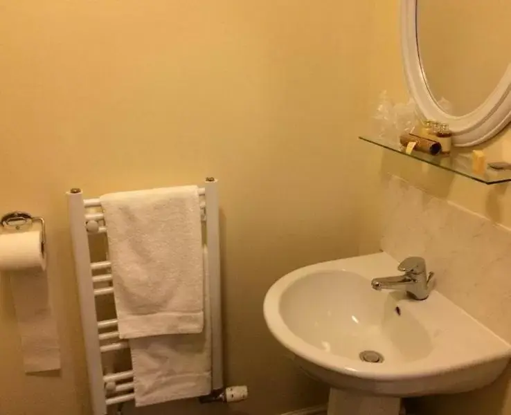 Bathroom in The First & Last Inn