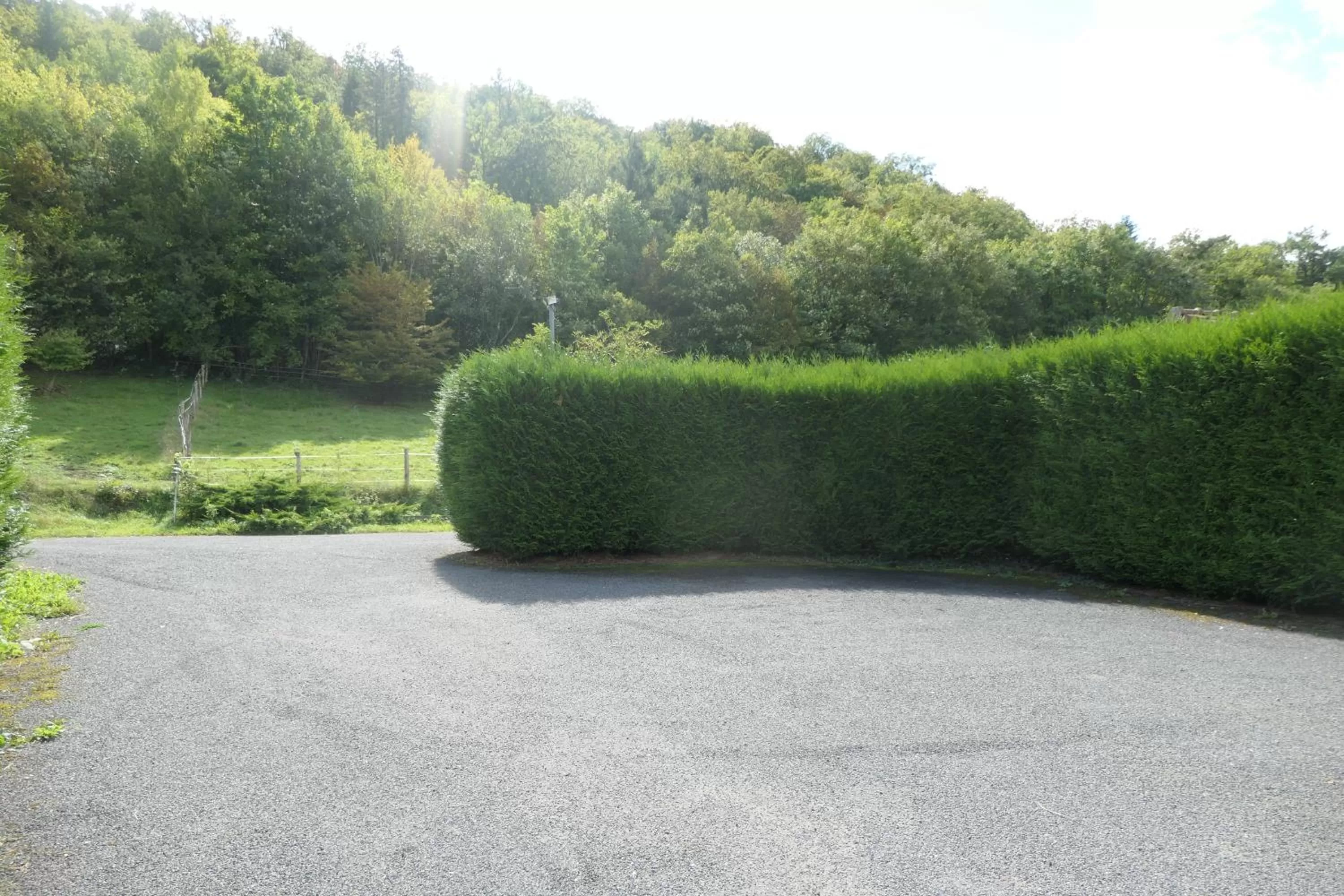 Parking in Le Moulin Aux Ecrevisses