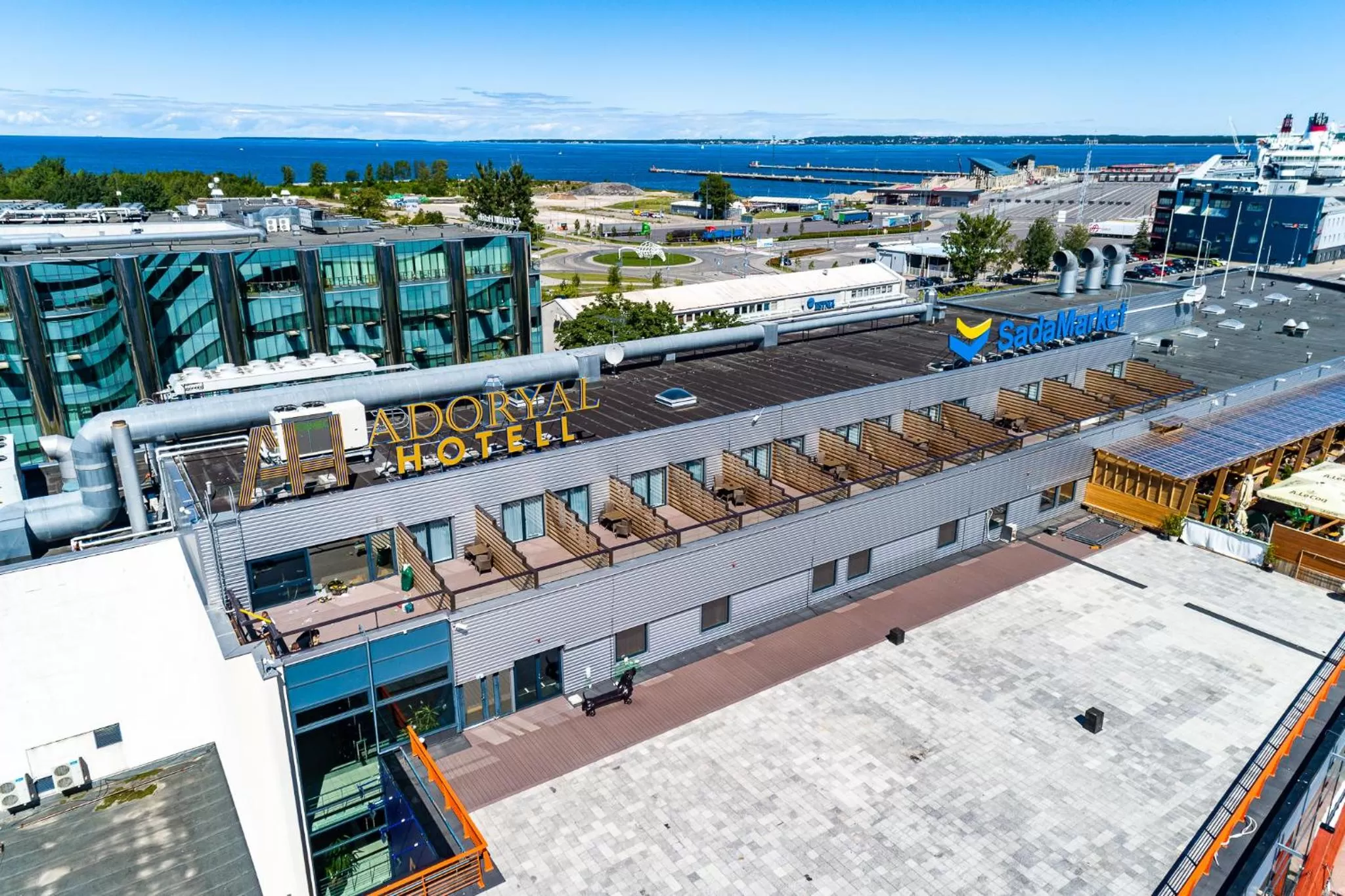 Neighbourhood in Adoryal Hotell