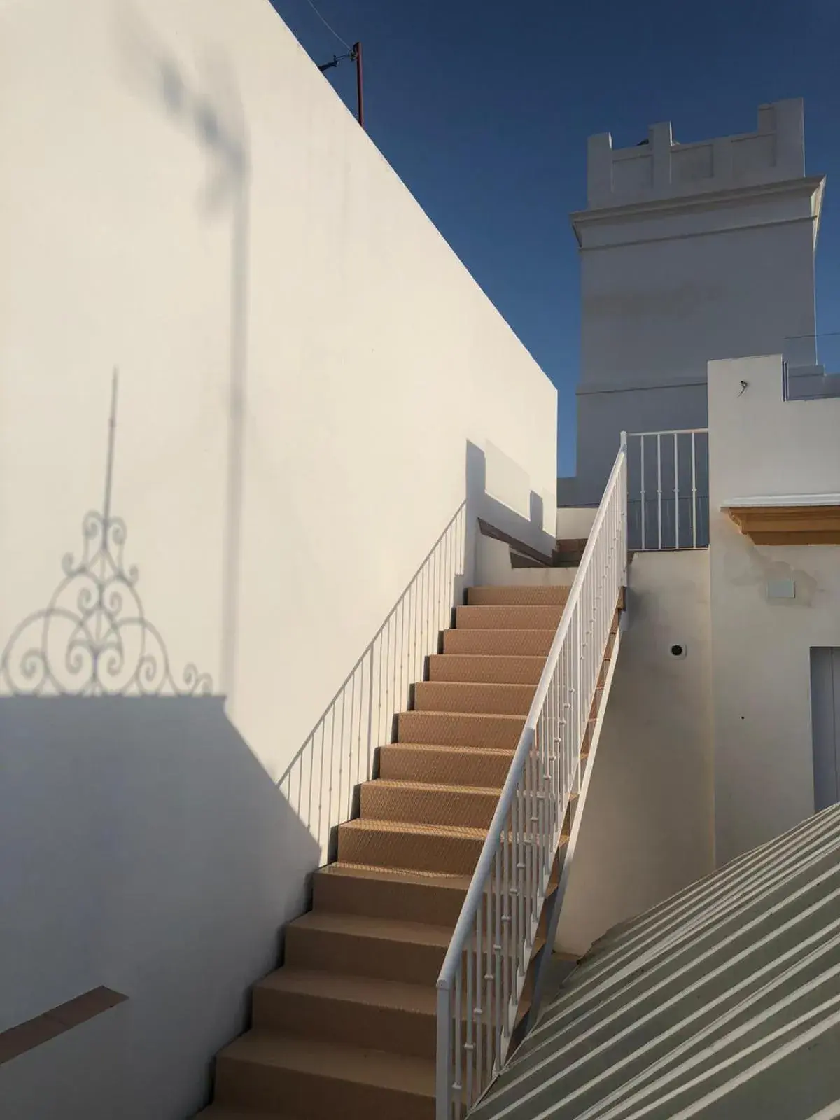 Balcony/Terrace, Property Building in Planeta Cadiz Hostel