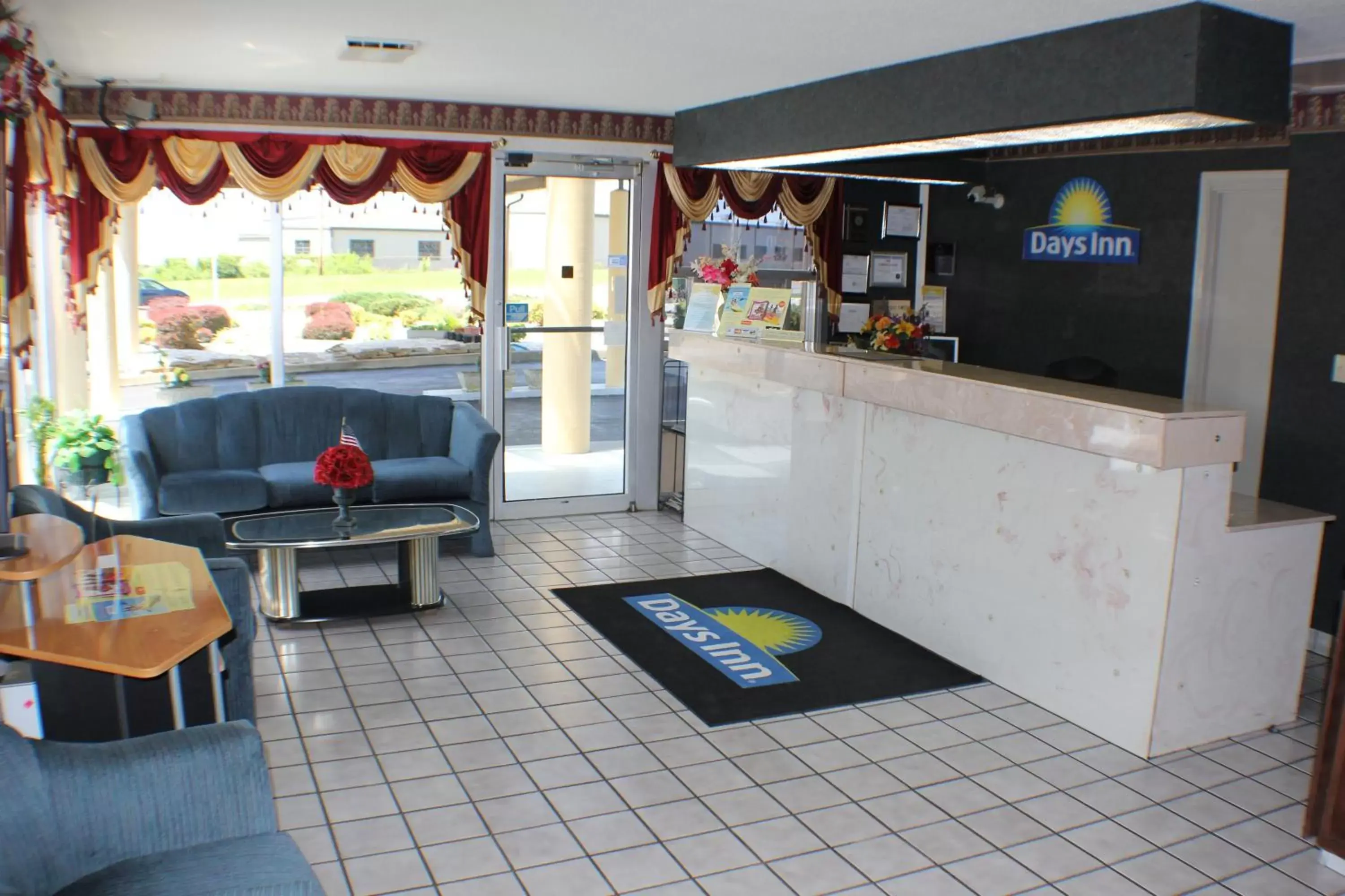 Lobby or reception, Lobby/Reception in Days Inn by Wyndham Greeneville