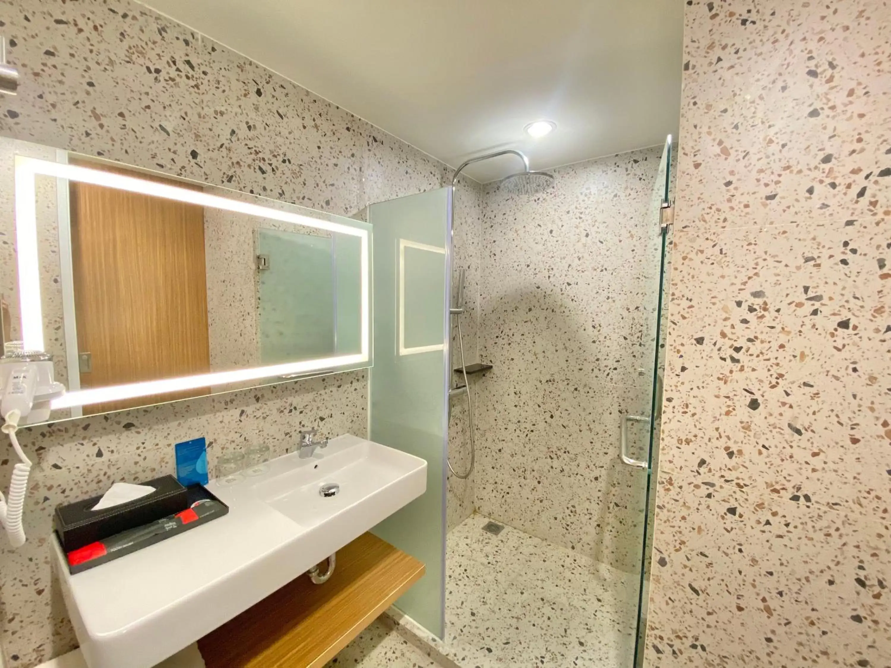 Bathroom in Grand Zuri Malioboro