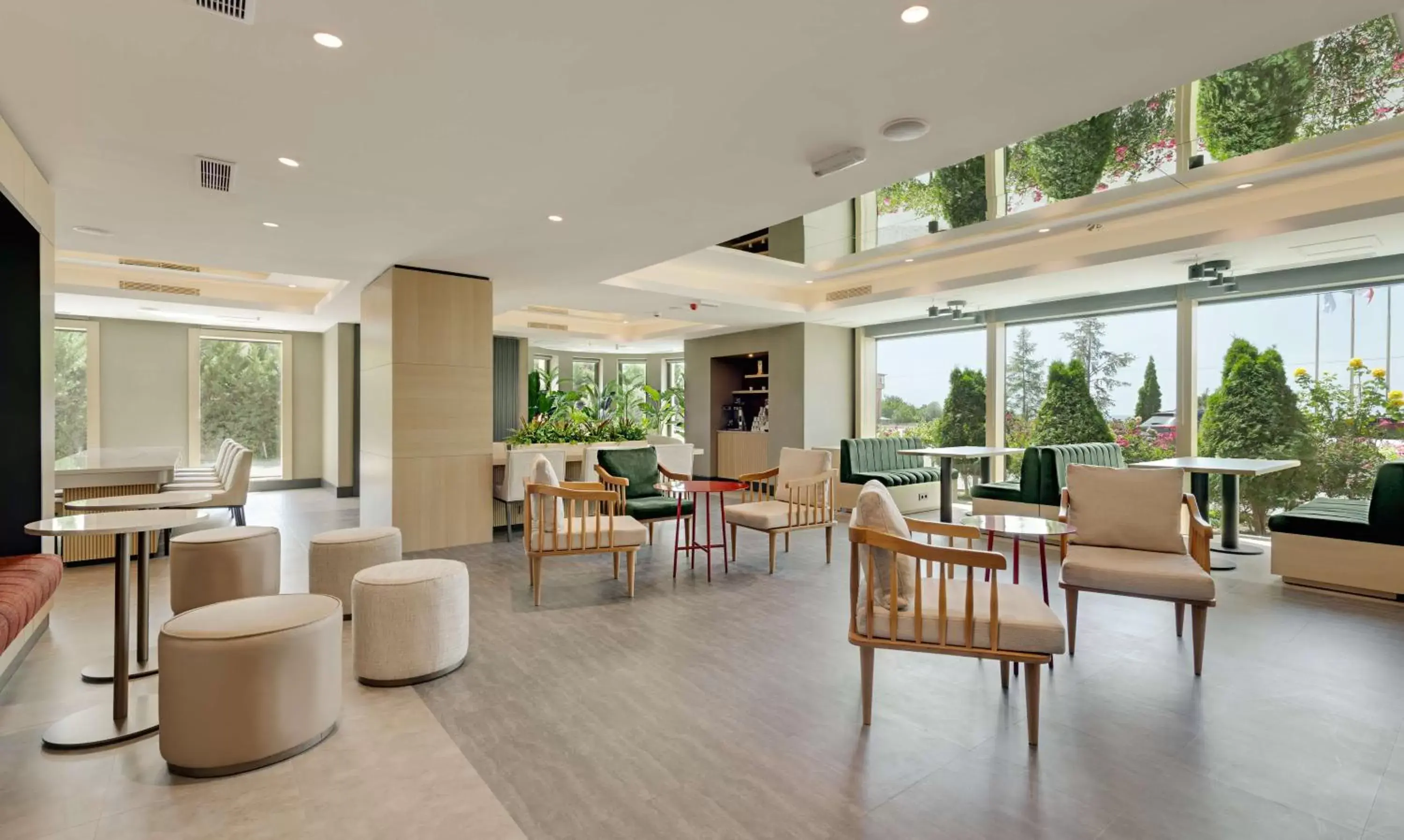 Lobby or reception in Doubletree by Hilton Van Lobby or reception in Doubletree by Hilton Van