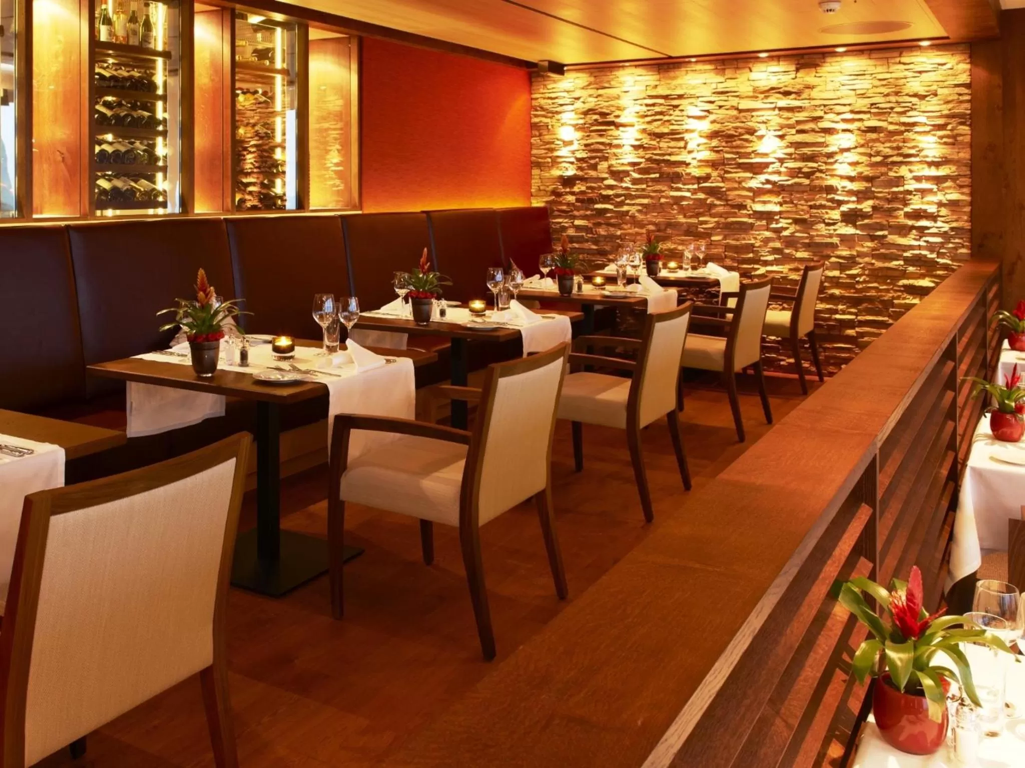 Restaurant/places to eat in Panorama Resort & Spa