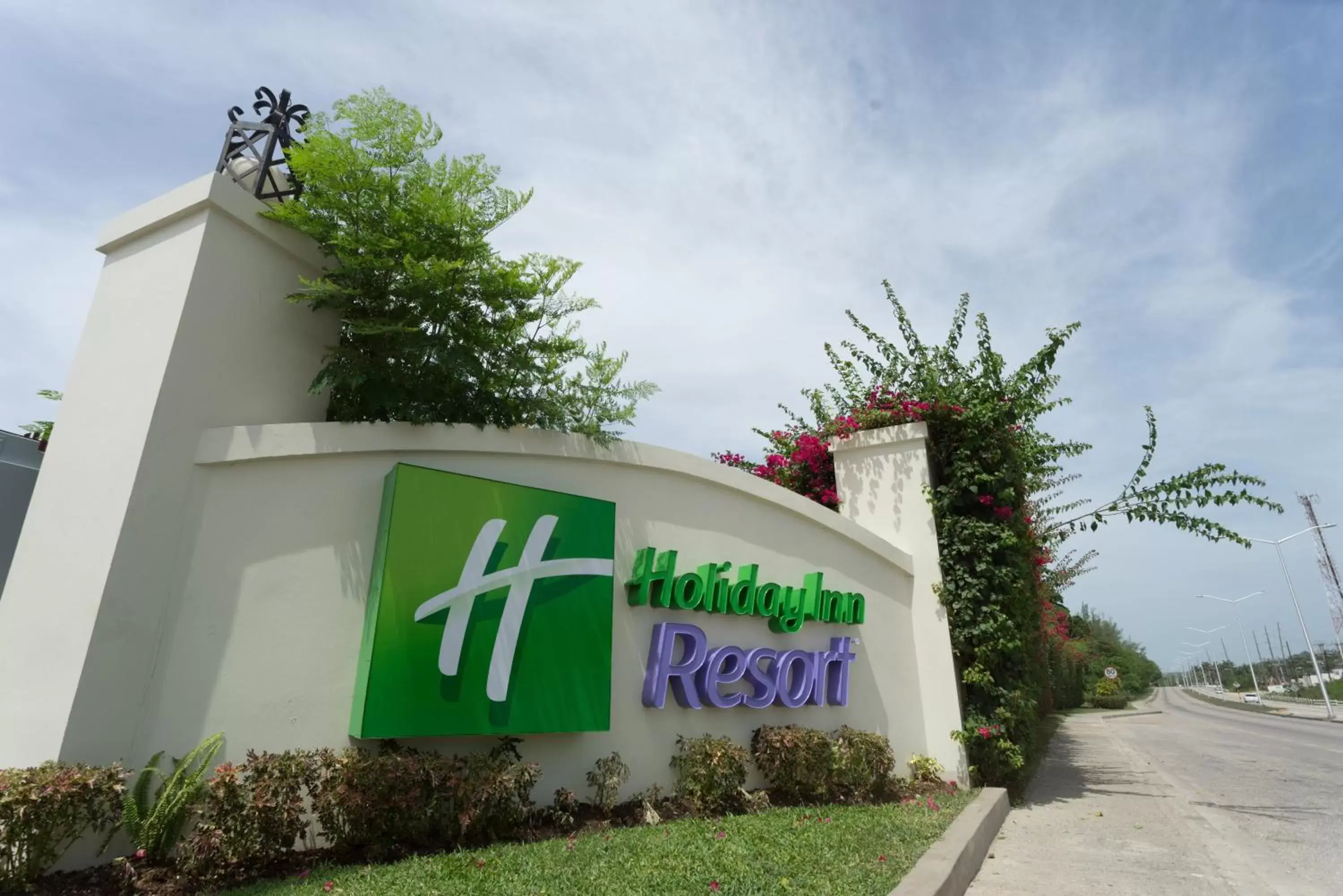 Property building in Holiday Inn Resort Montego Bay All Inclusive, an IHG Hotel