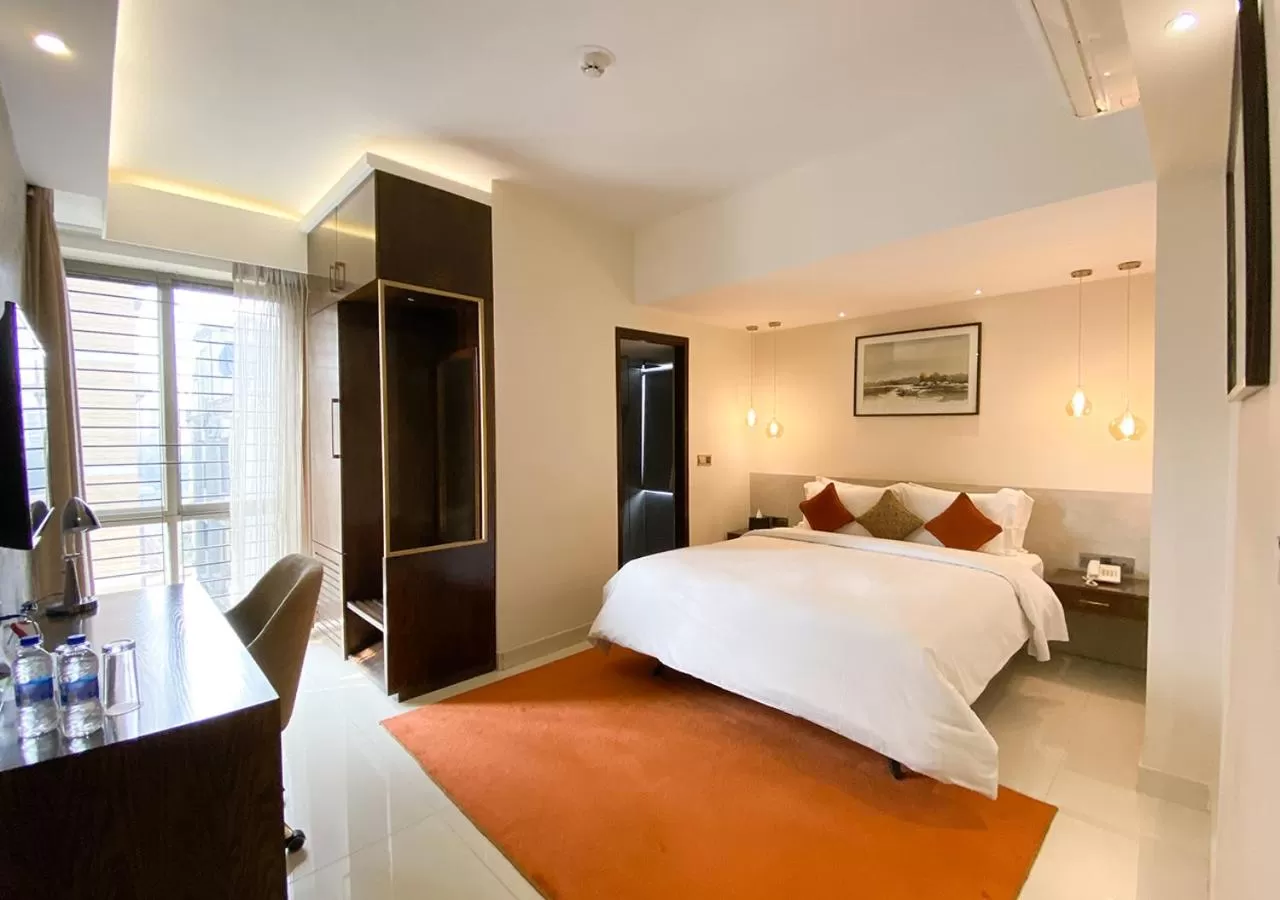 Bed in Jatra Flagship Dhaka Lake View