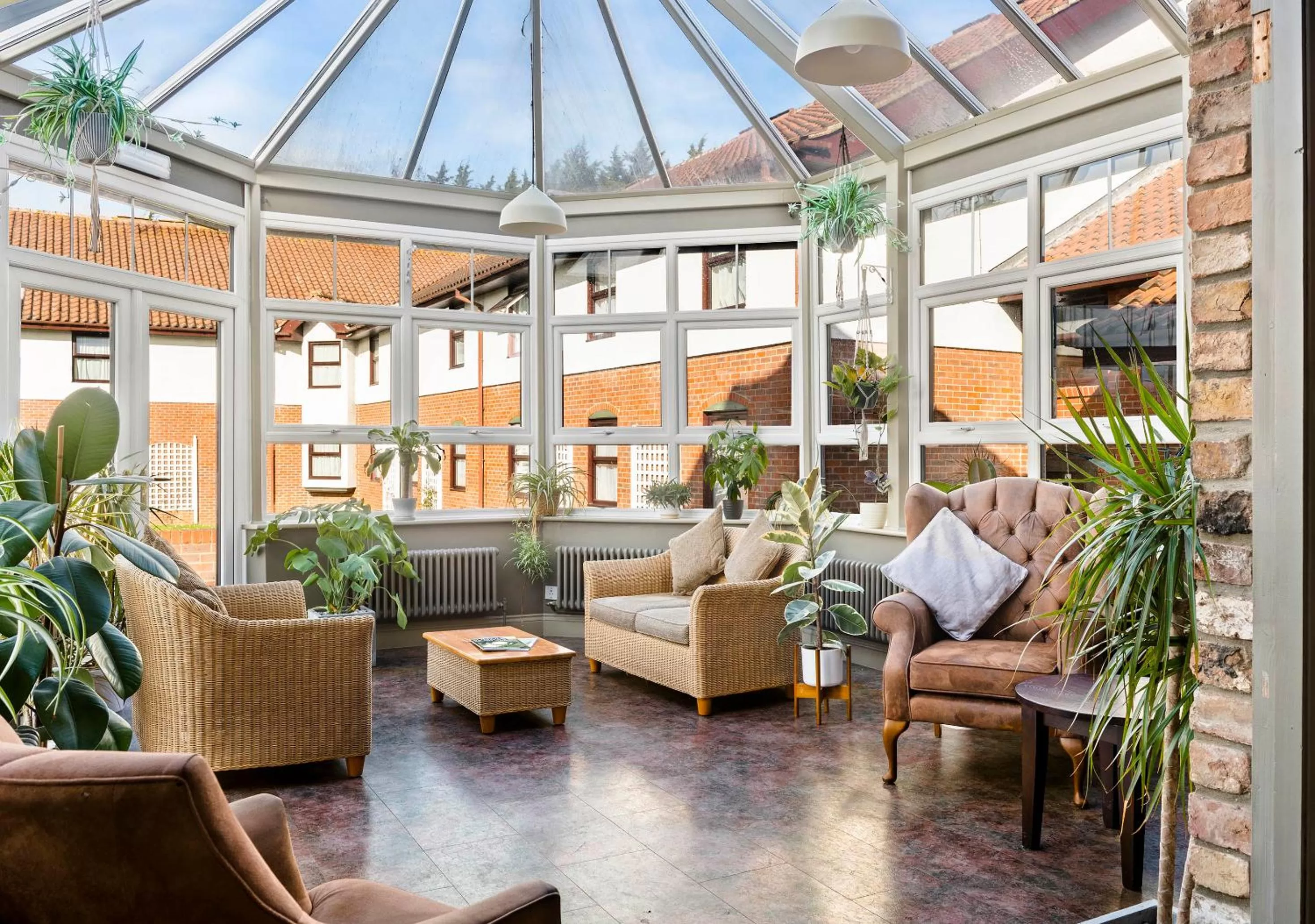 Lounge or bar in Dragonfly Hotel Bury St Edmunds