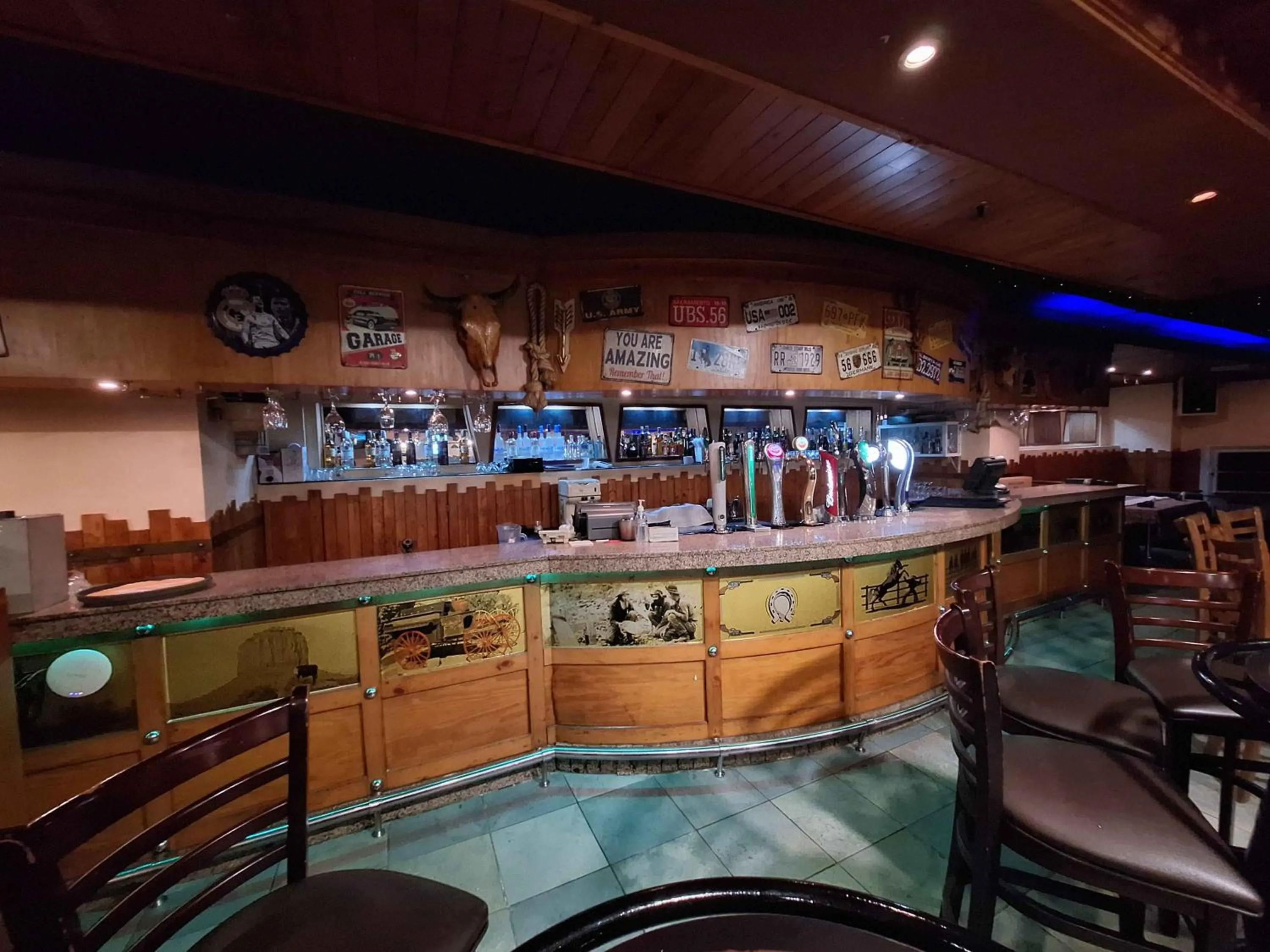 Nightclub / DJ in Avenue Hotel Dubai