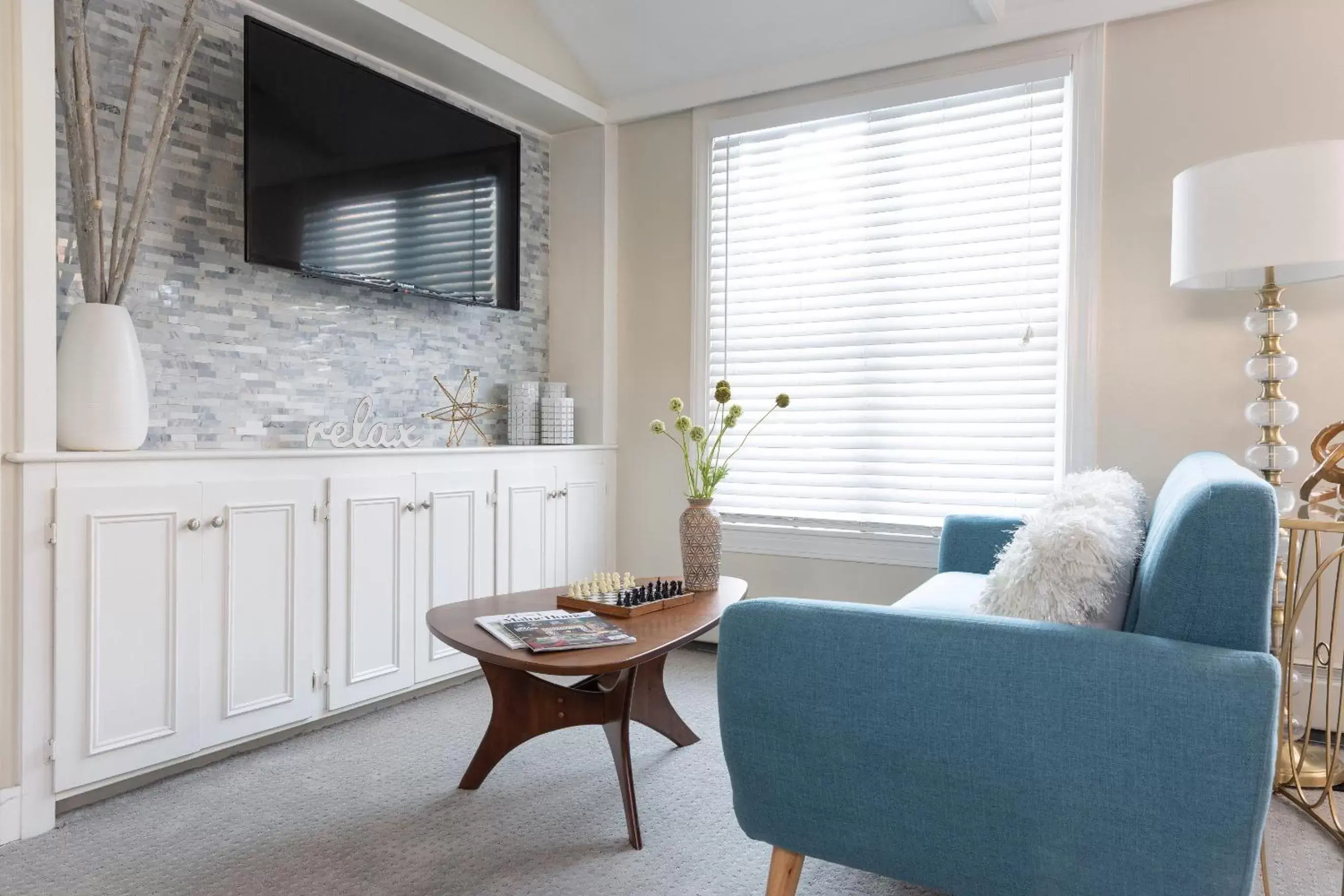 Decorative detail, Seating Area in Hartstone Inn & Hideaway