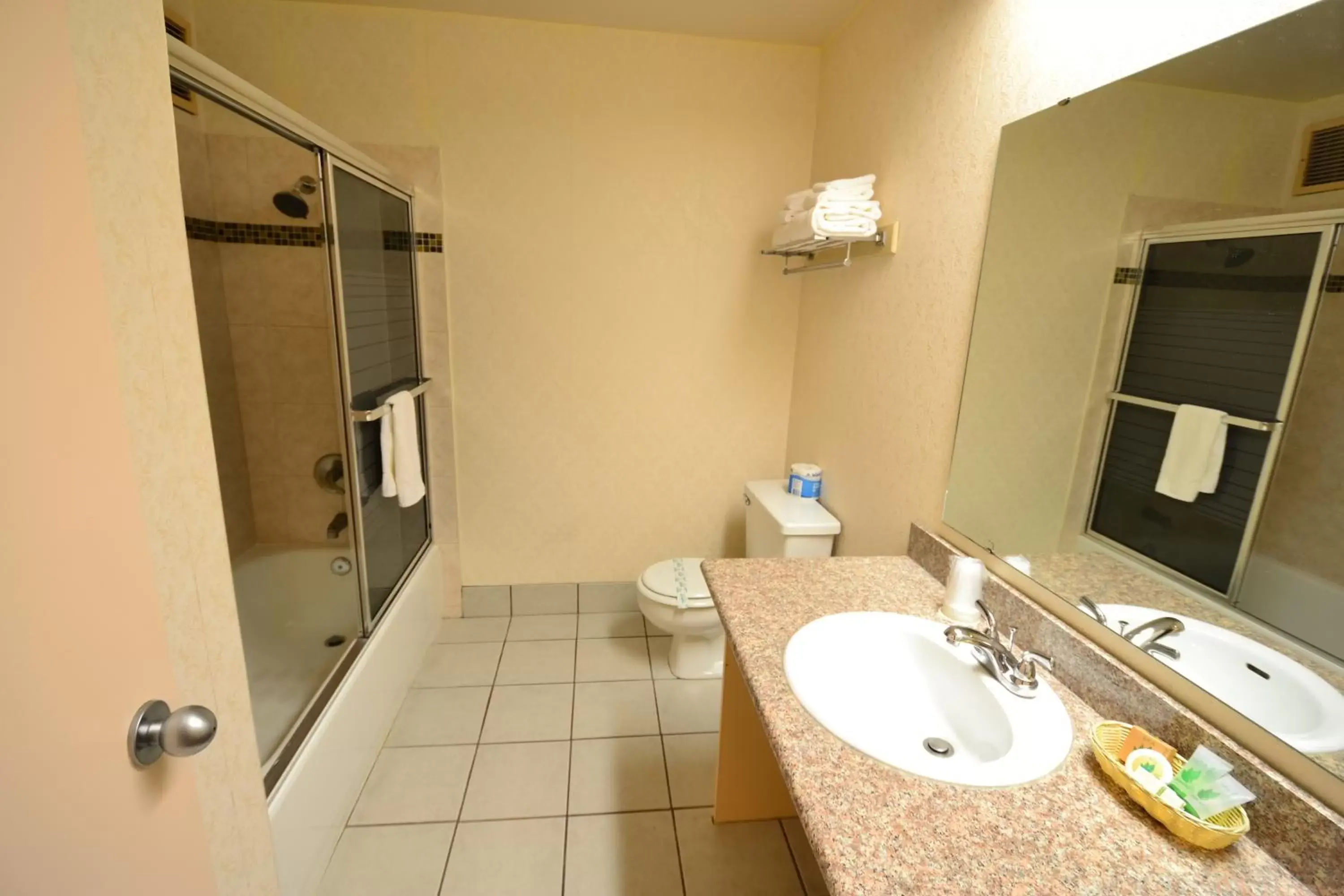 Bathroom in Hotel International