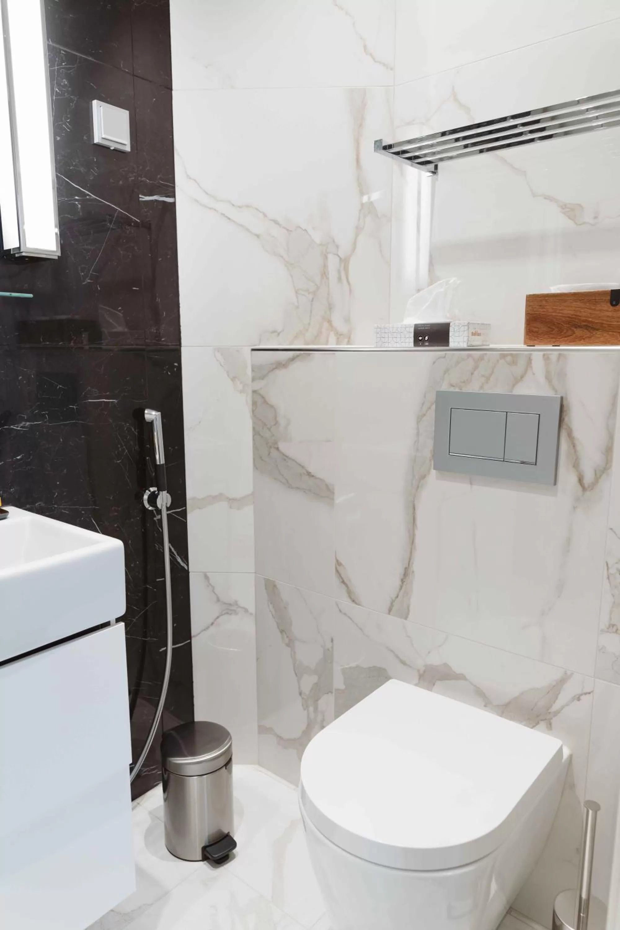 Toilet in Hotel Bastian