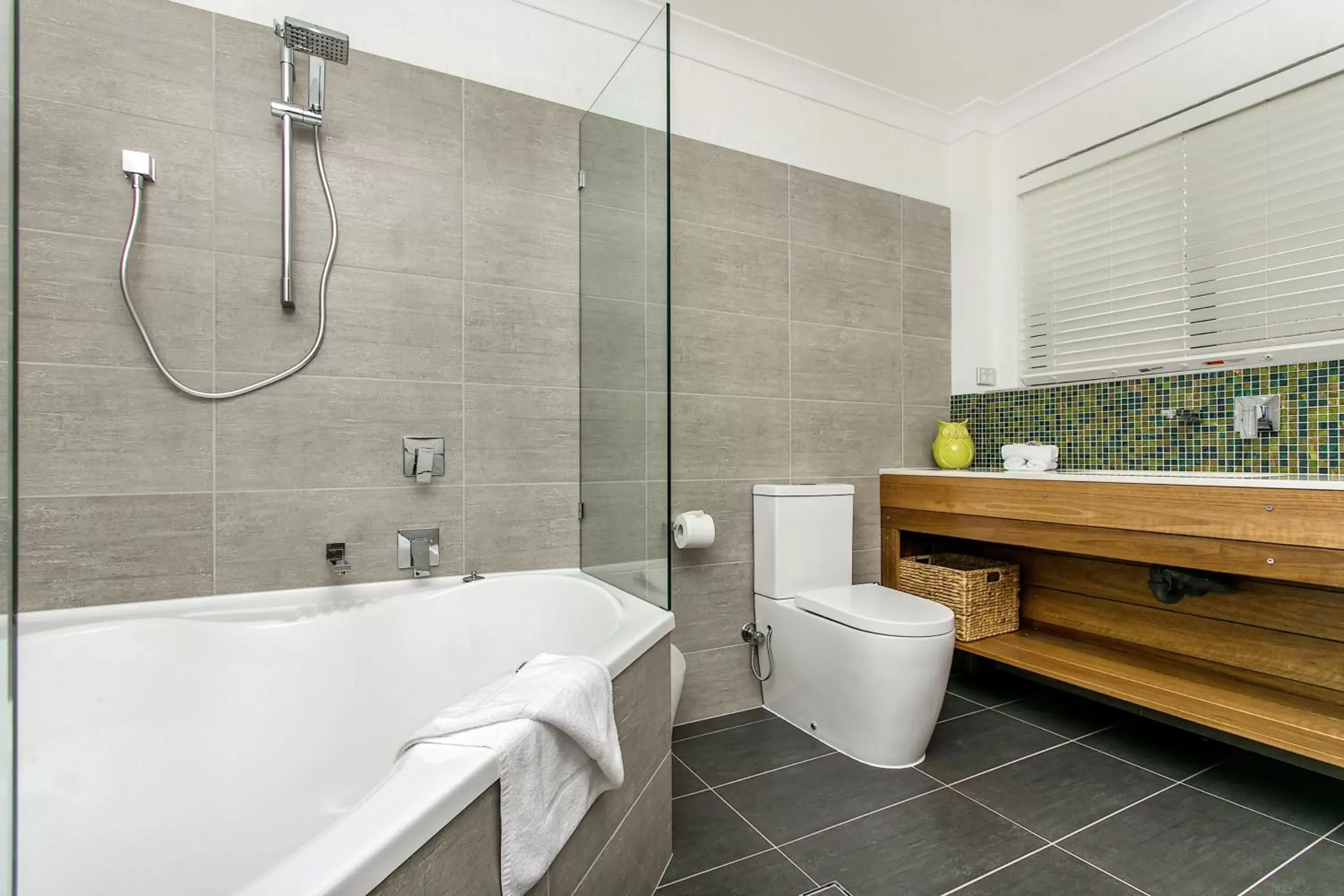 Bathroom in The Terraces Main Beach