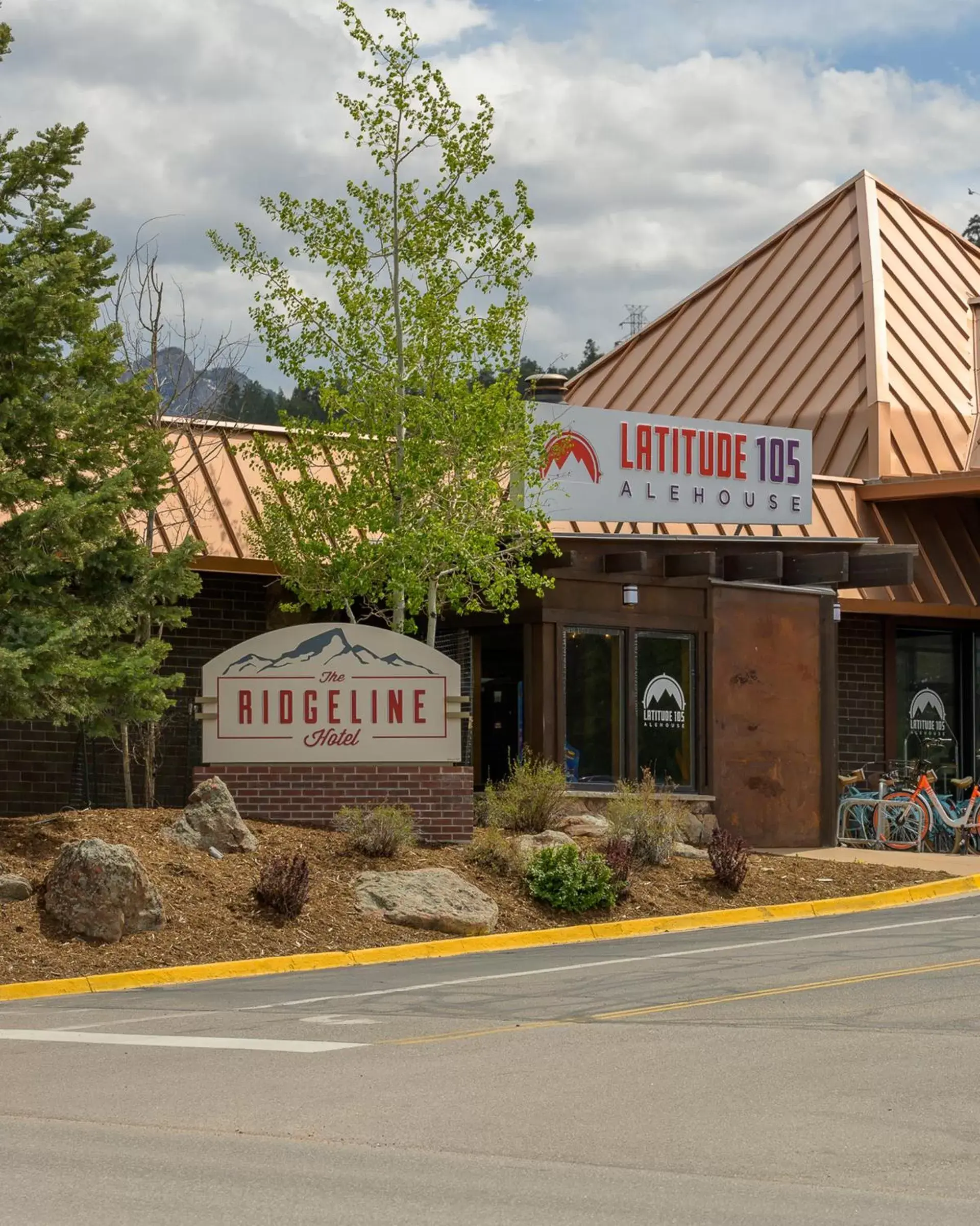 Property Building in The Ridgeline Hotel, Estes Park, Ascend Hotel Collection