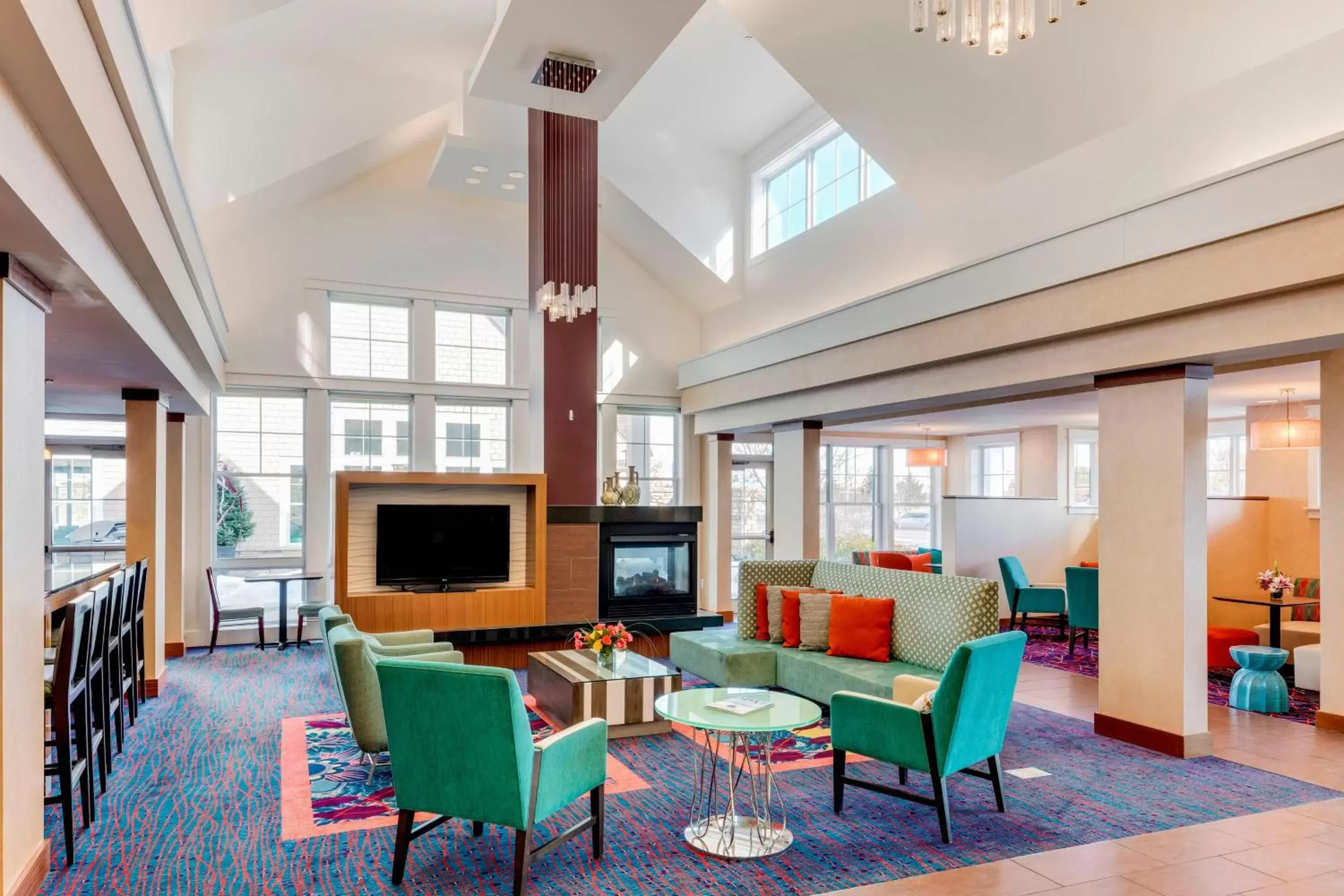 Lobby or reception, Lounge/Bar in Residence Inn by Marriott Auburn