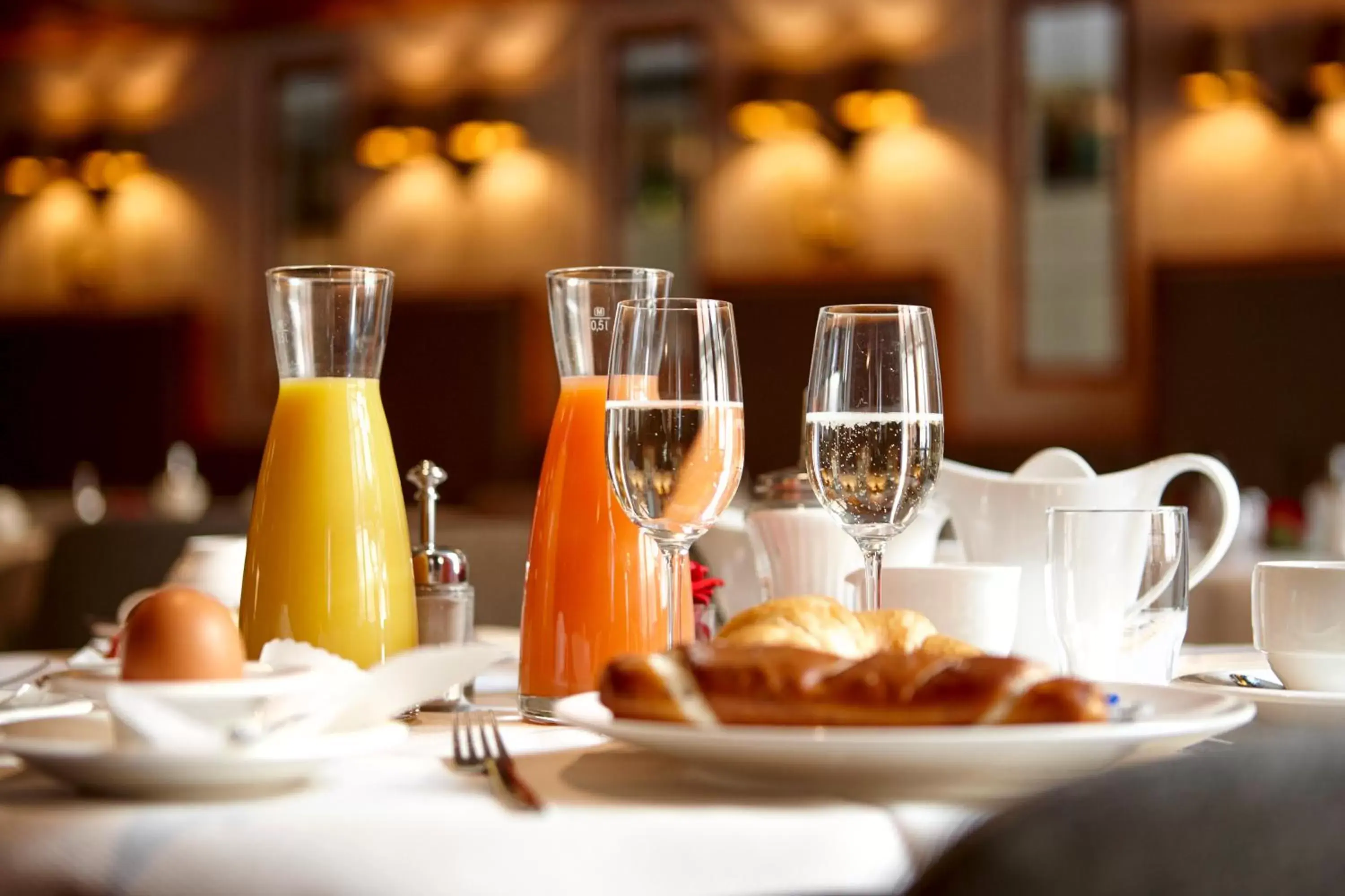Breakfast, Restaurant/Places to Eat in Hotel Innsbruck