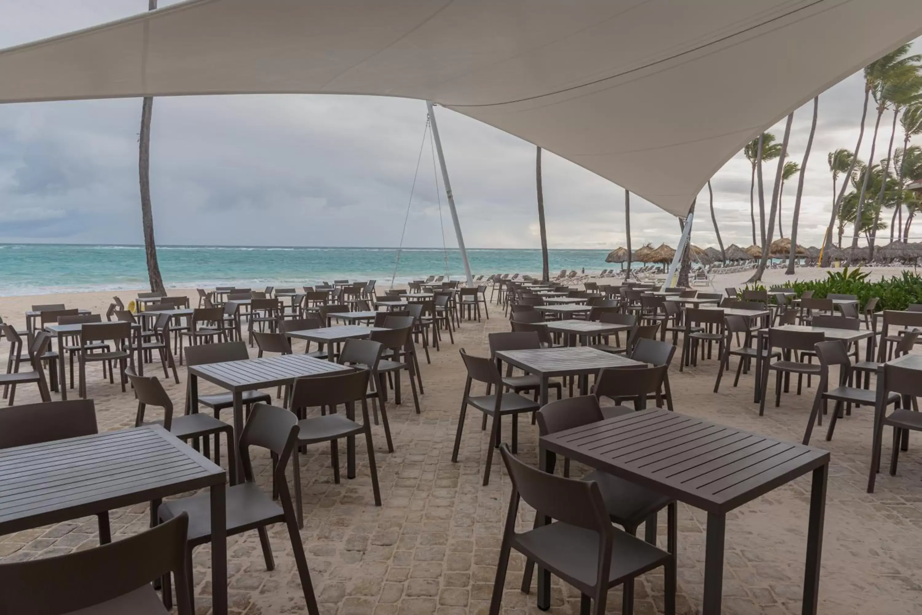 Patio, Restaurant/Places to Eat in Grand Bavaro Princess - All Inclusive