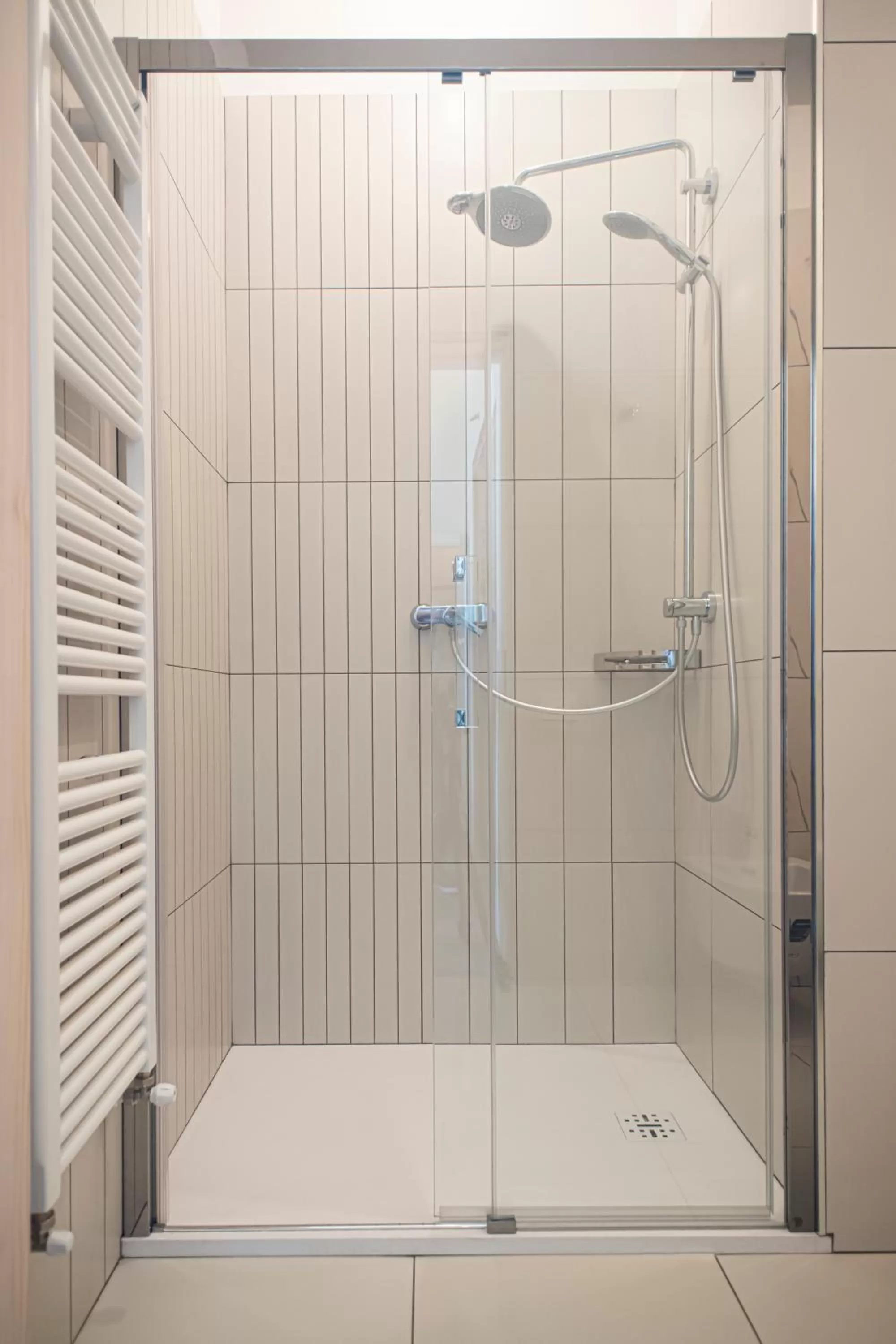 Shower in Dimora de Matera Luxury Suites