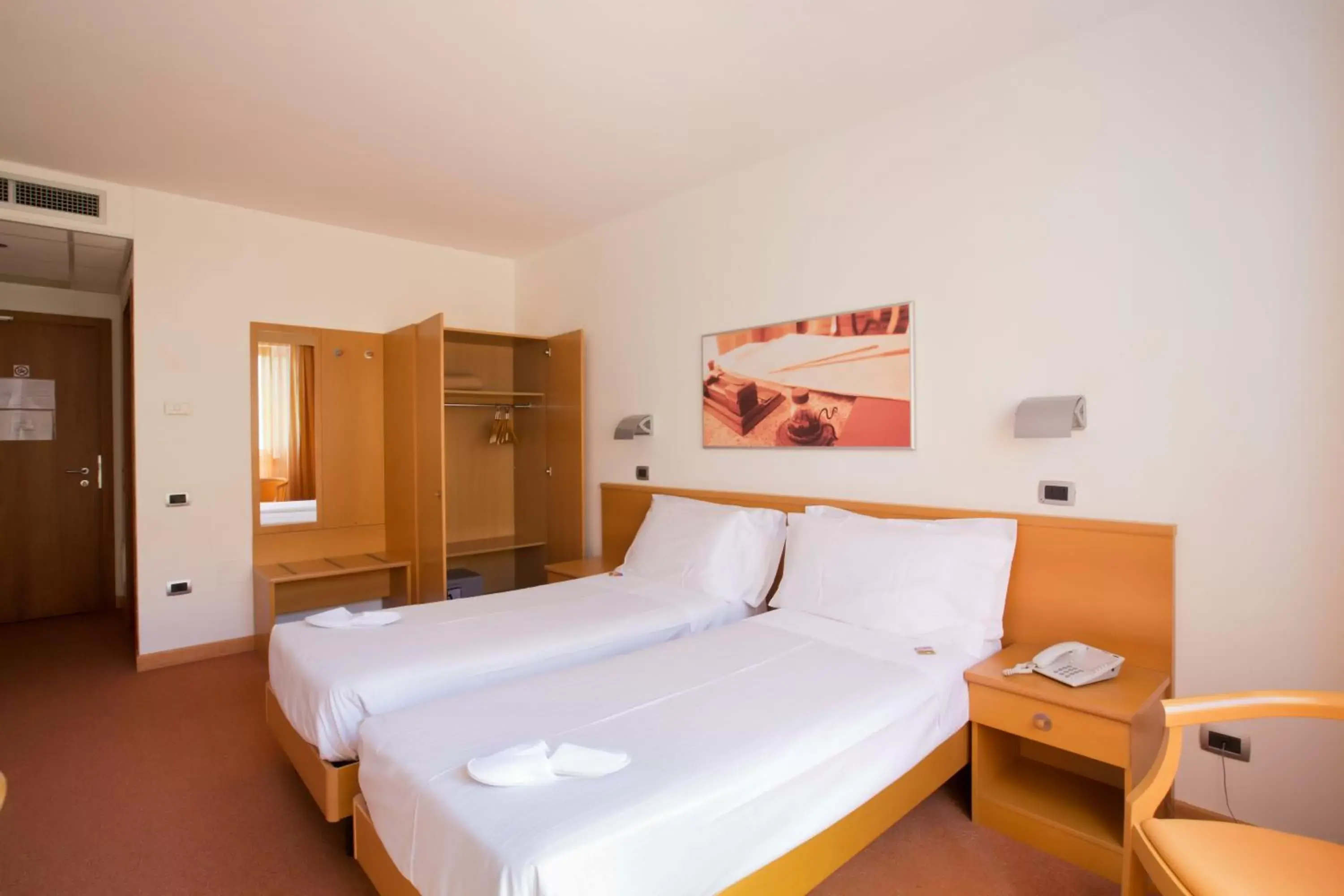 Twin Room in Hotel Montemezzi