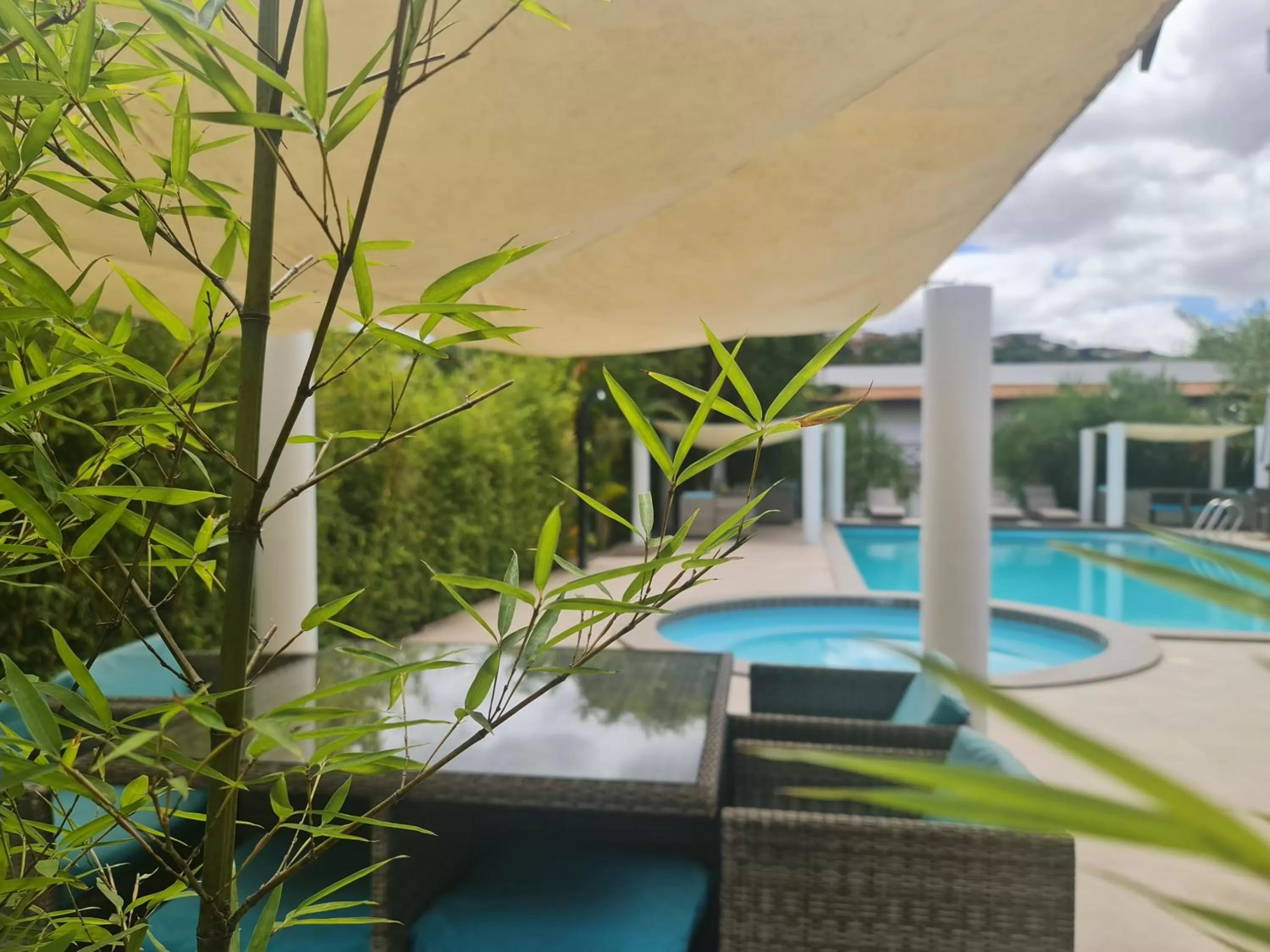 Swimming pool in Ikopa Hôtel Madagascar