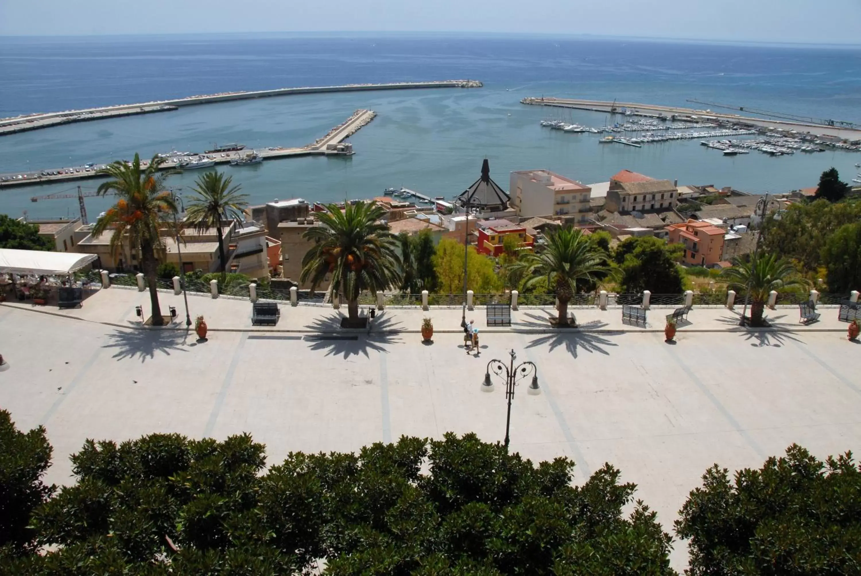 Nearby landmark, Bird's-eye View in Garibaldi Relais