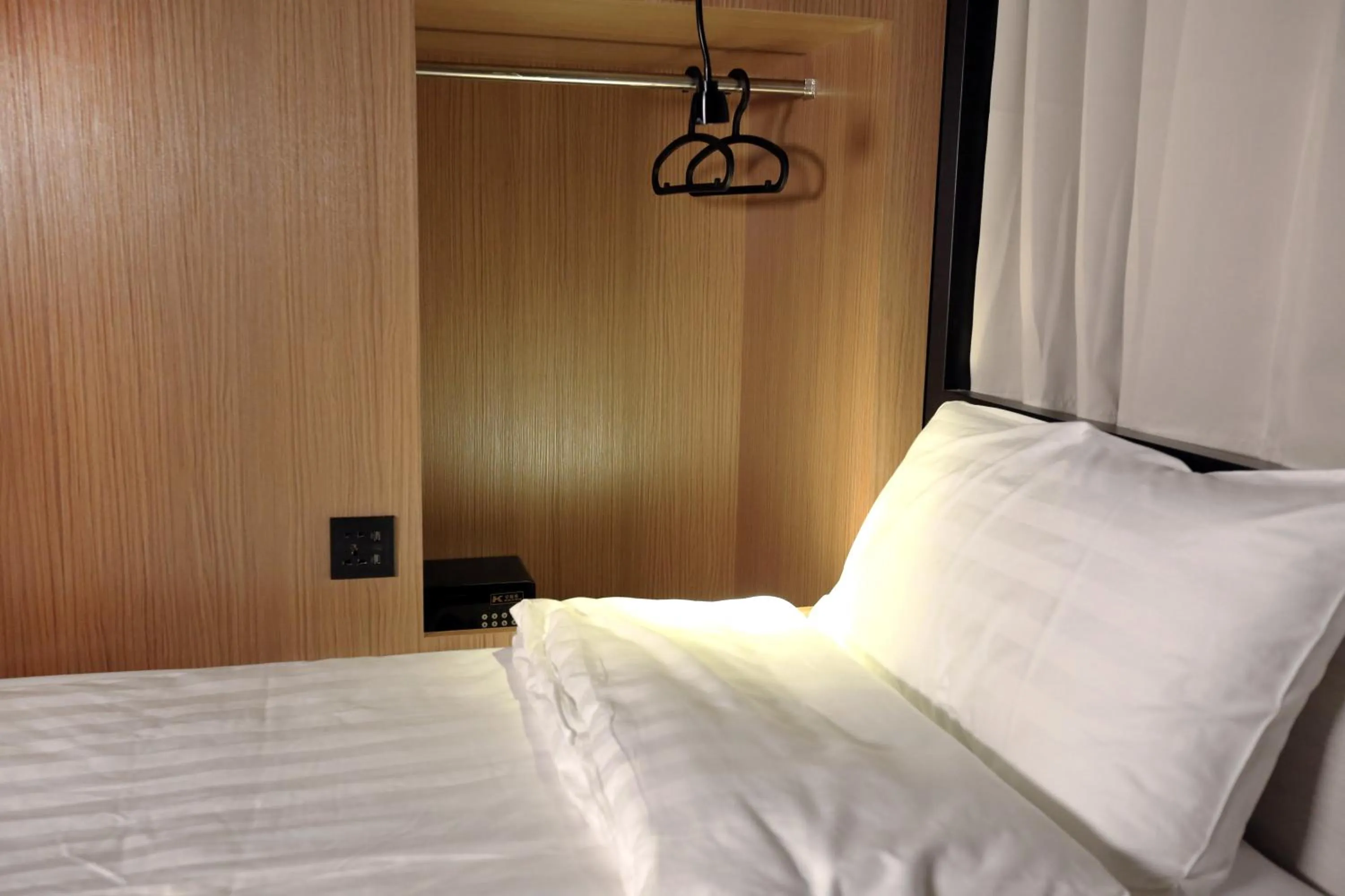 bunk bed, Bed in Angels Hostel Taipei Ximen