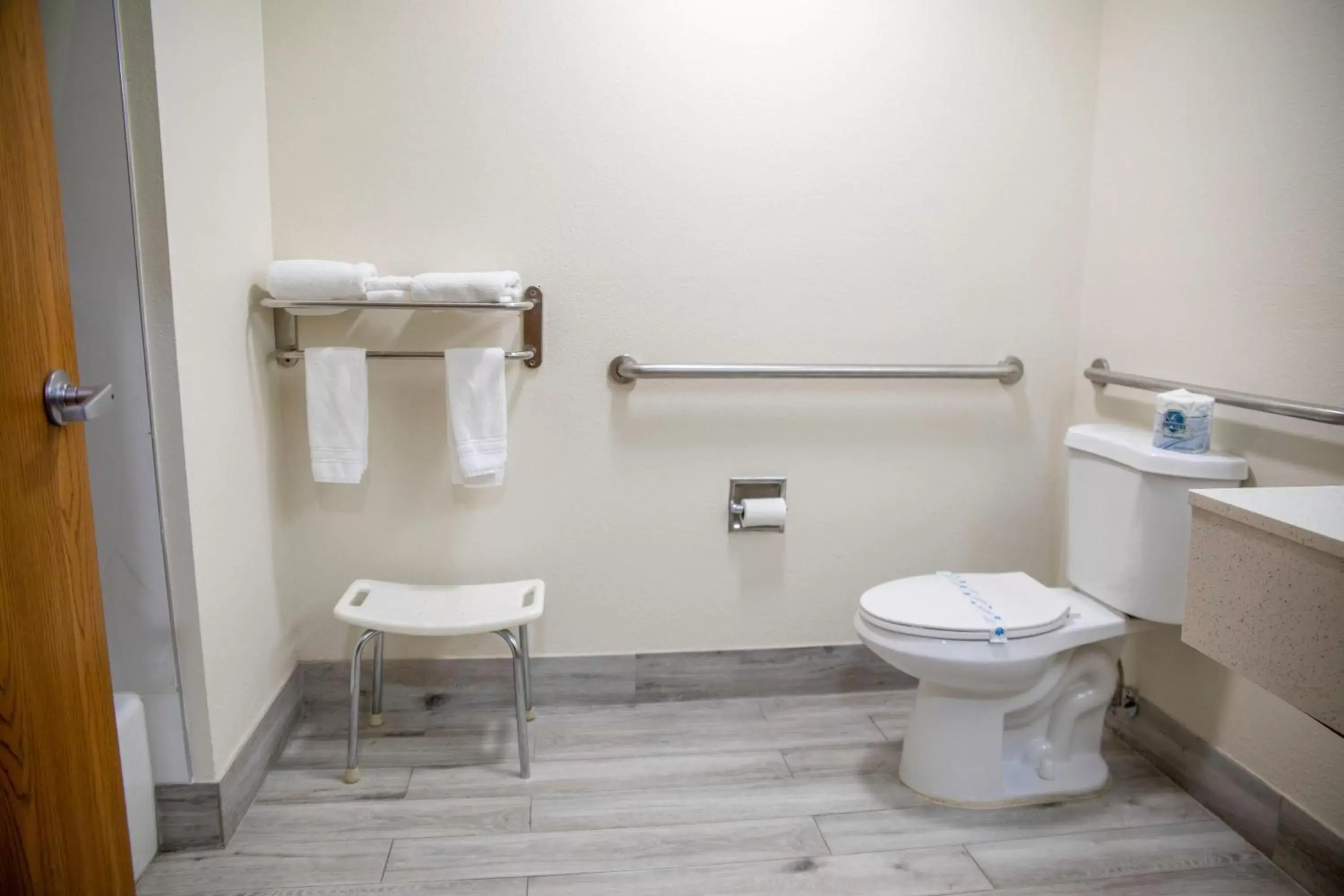 Bathroom in Super 8 by Wyndham Mountain Home