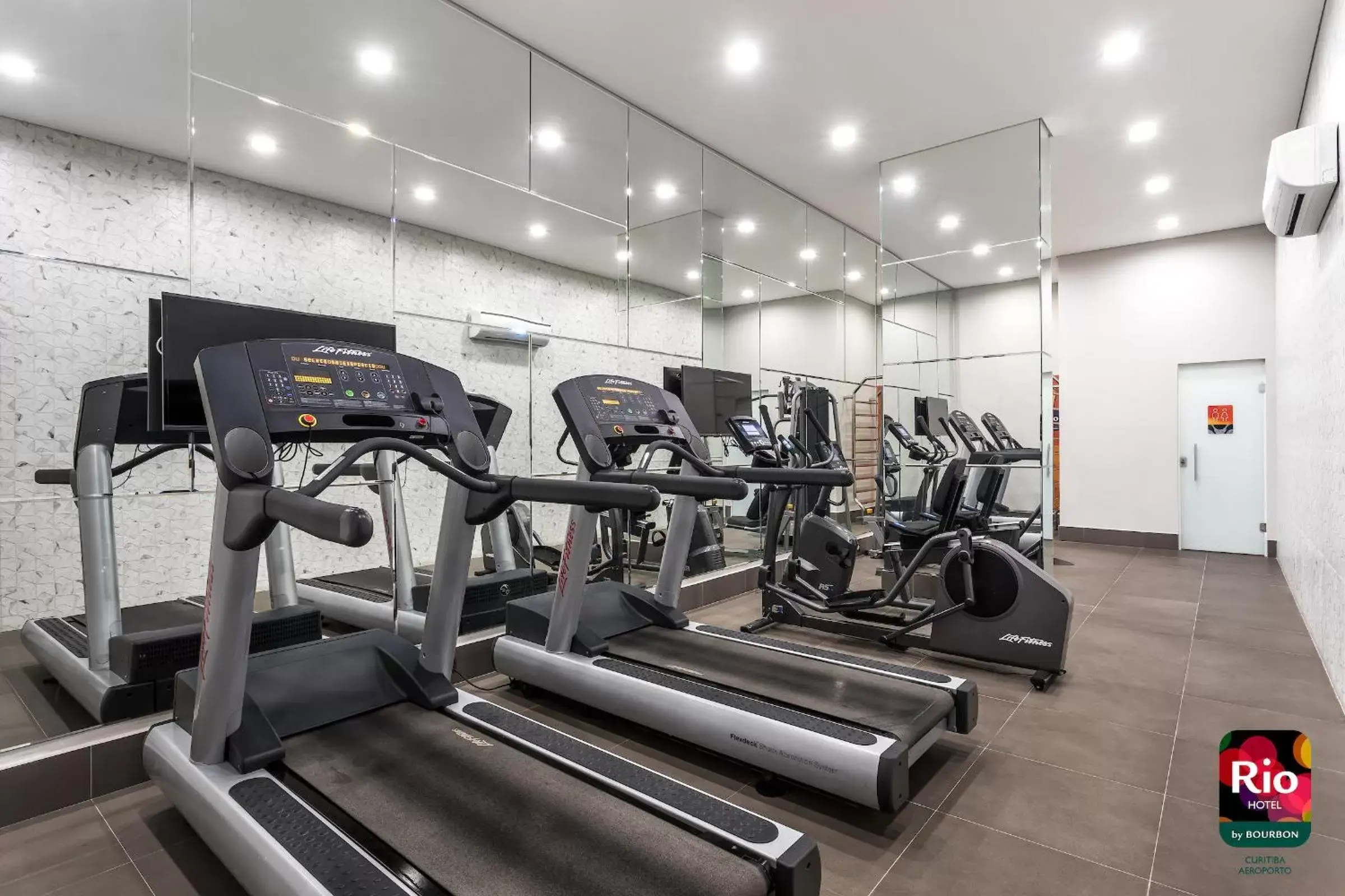 Fitness centre/facilities, Fitness Center/Facilities in Rio Hotel by Bourbon Curitiba Aeroporto