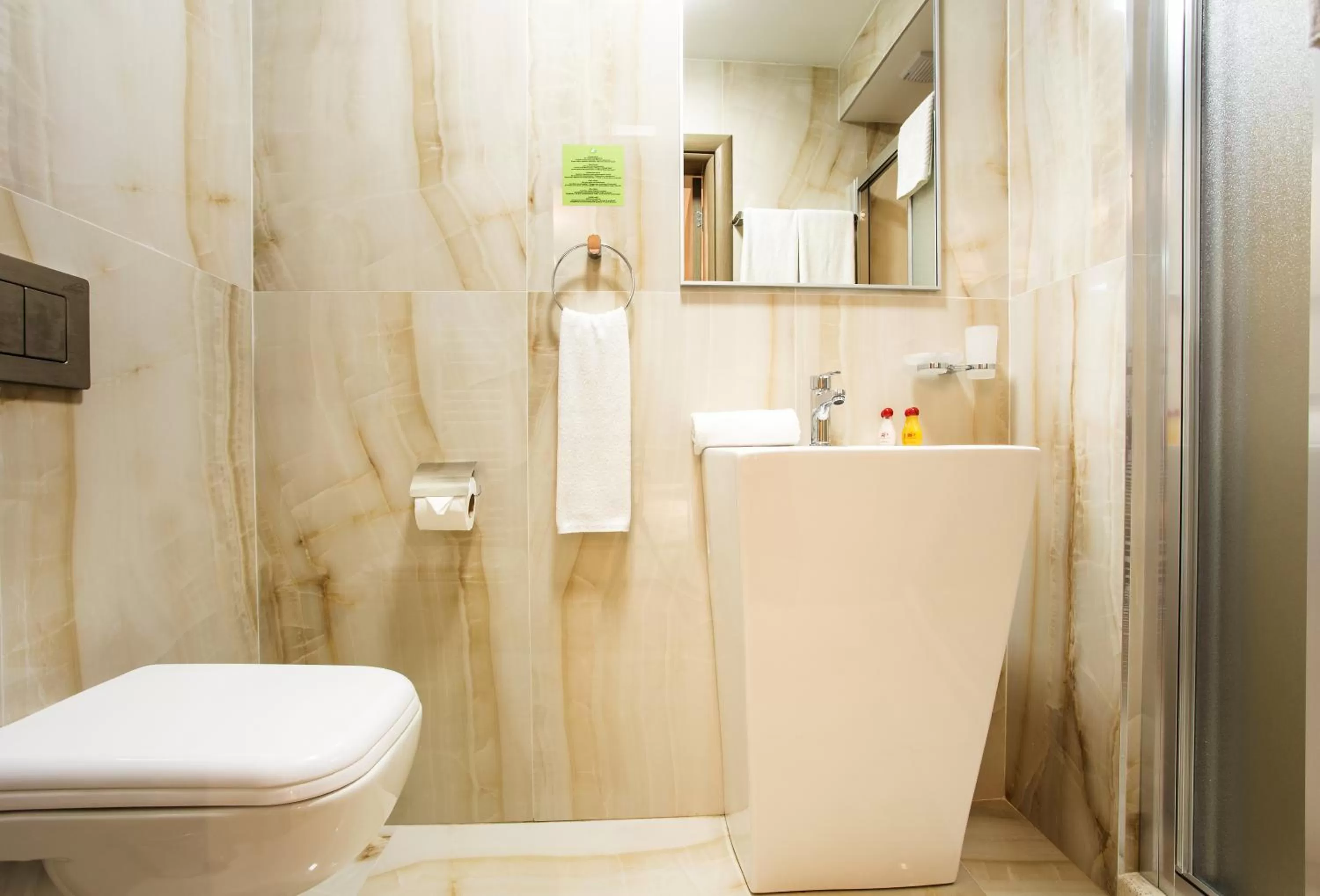 Sofia Place Hotel by HMG