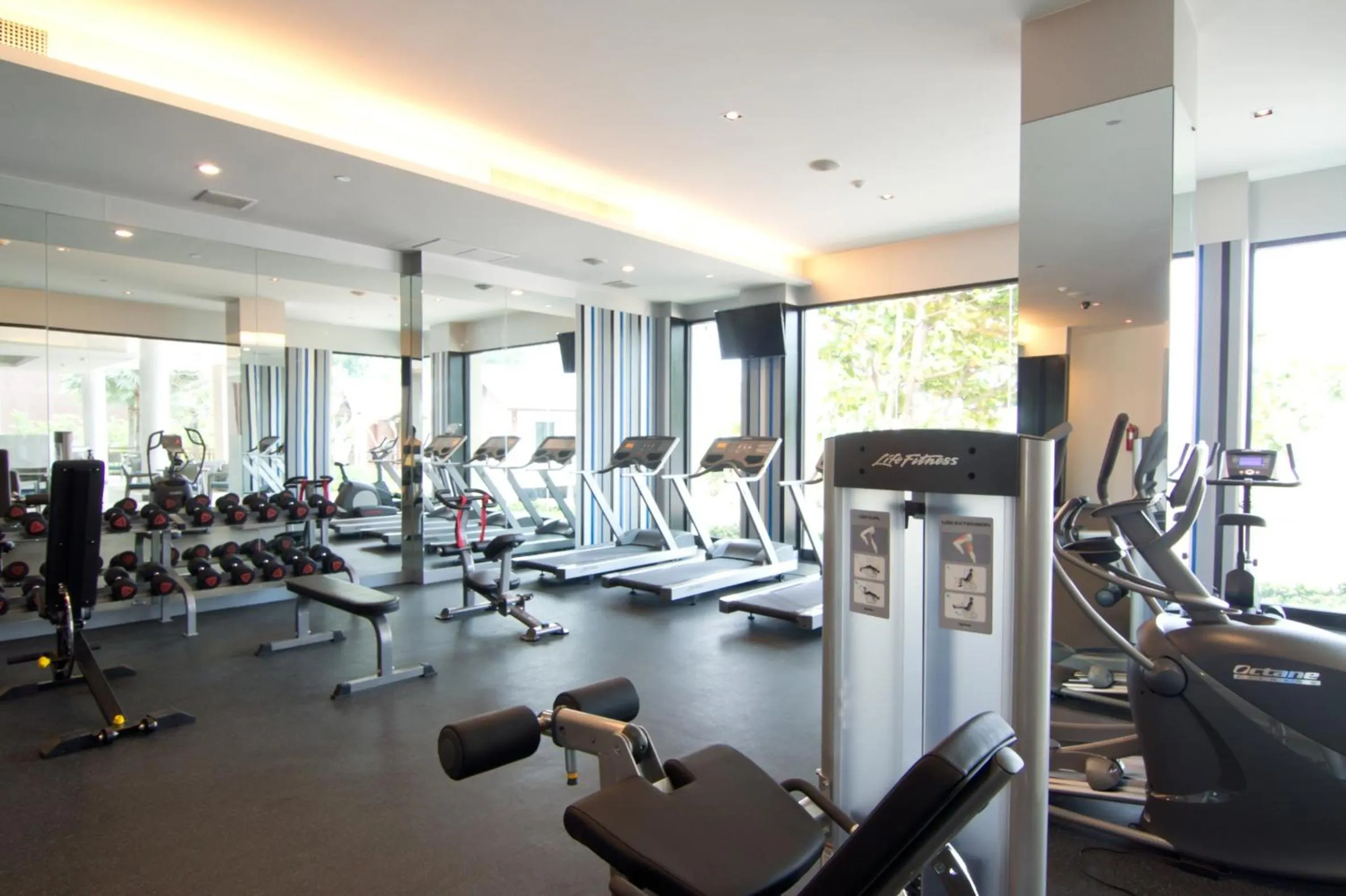Fitness centre/facilities in Way Hotel Pattaya