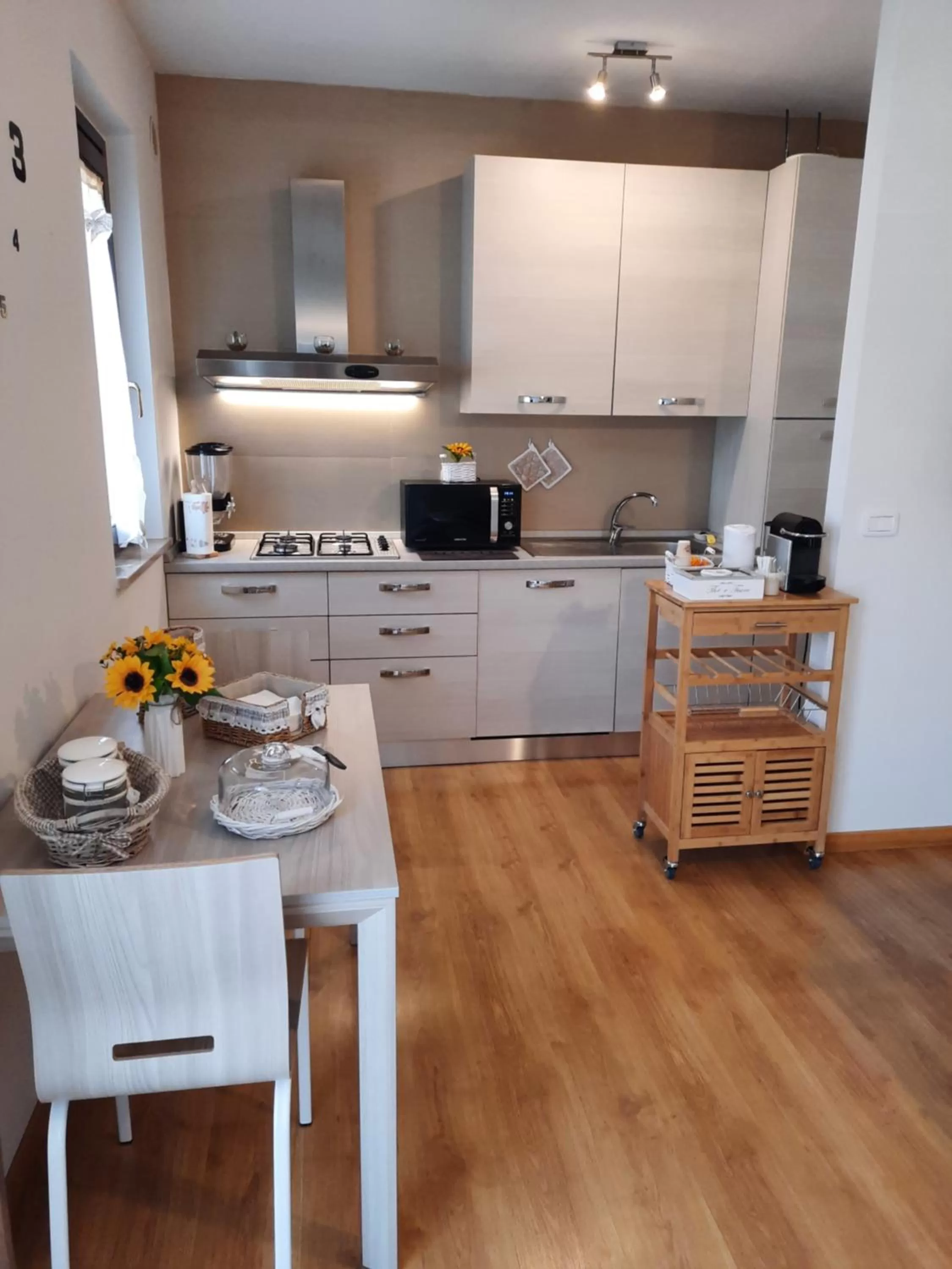 Communal lounge/ TV room in B&B Girasoli